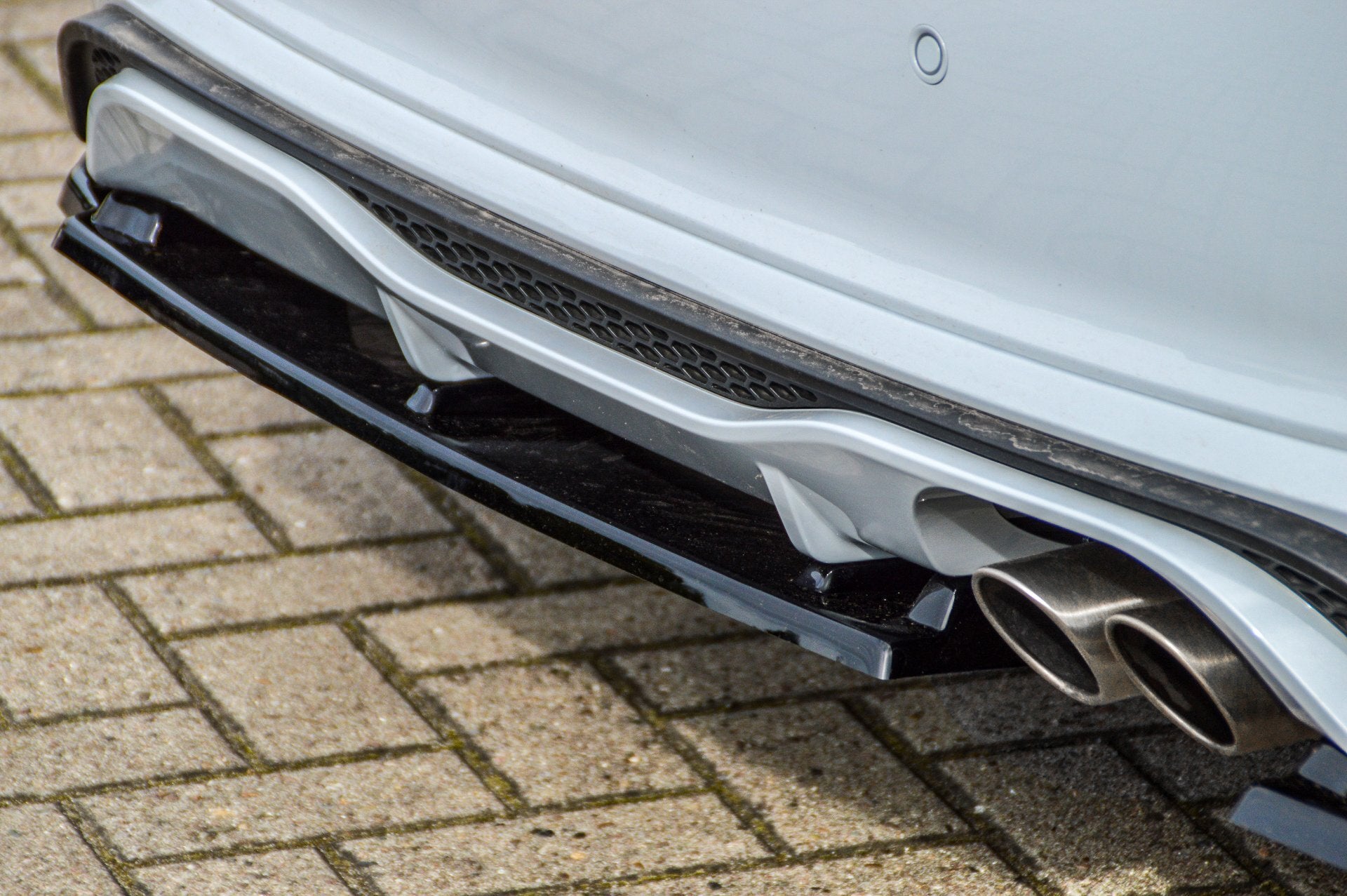 Heckansatz aus ABS für Ford Fiesta ST MK8 JHH Carbon Optik