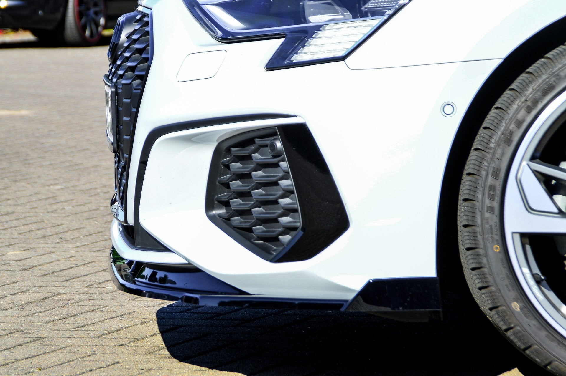 Cup Frontspoilerlippe mit Wing für Audi A3 8Y S-Line + S3