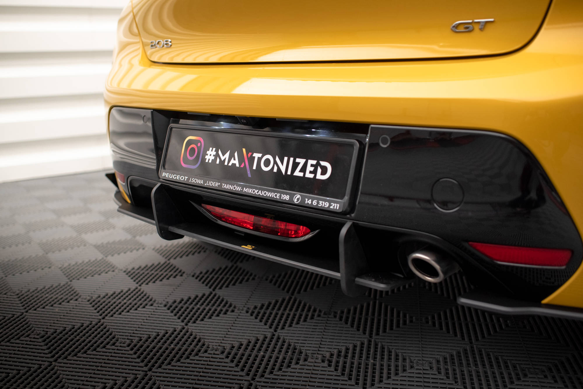 Street Pro Heck Ansatz Flaps passend für Peugeot 208 GT Mk2 schwarz Hochglanz