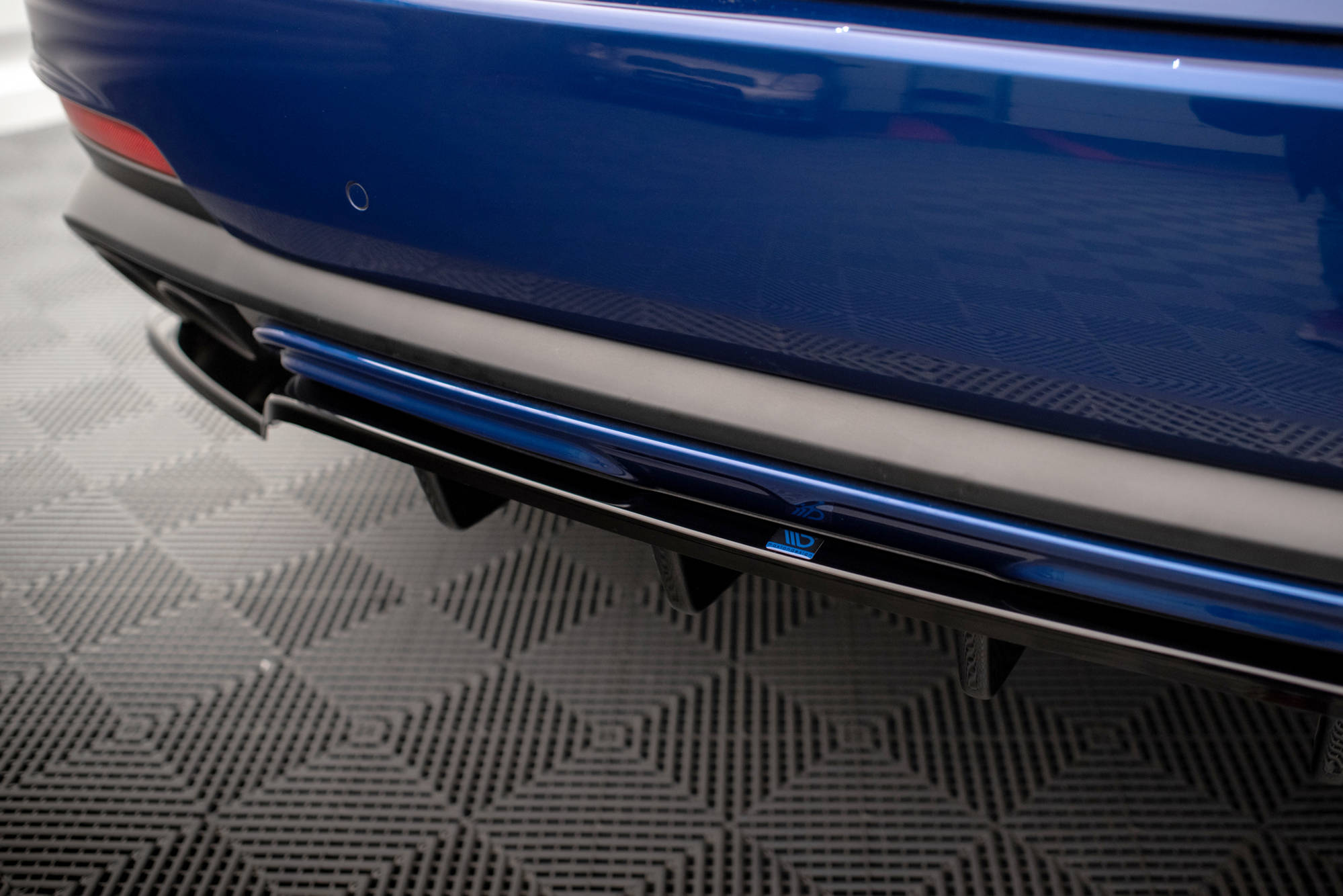 Diffusor Heckansatz passend für Maserati Levante GTS Mk1 schwarz Hochglanz