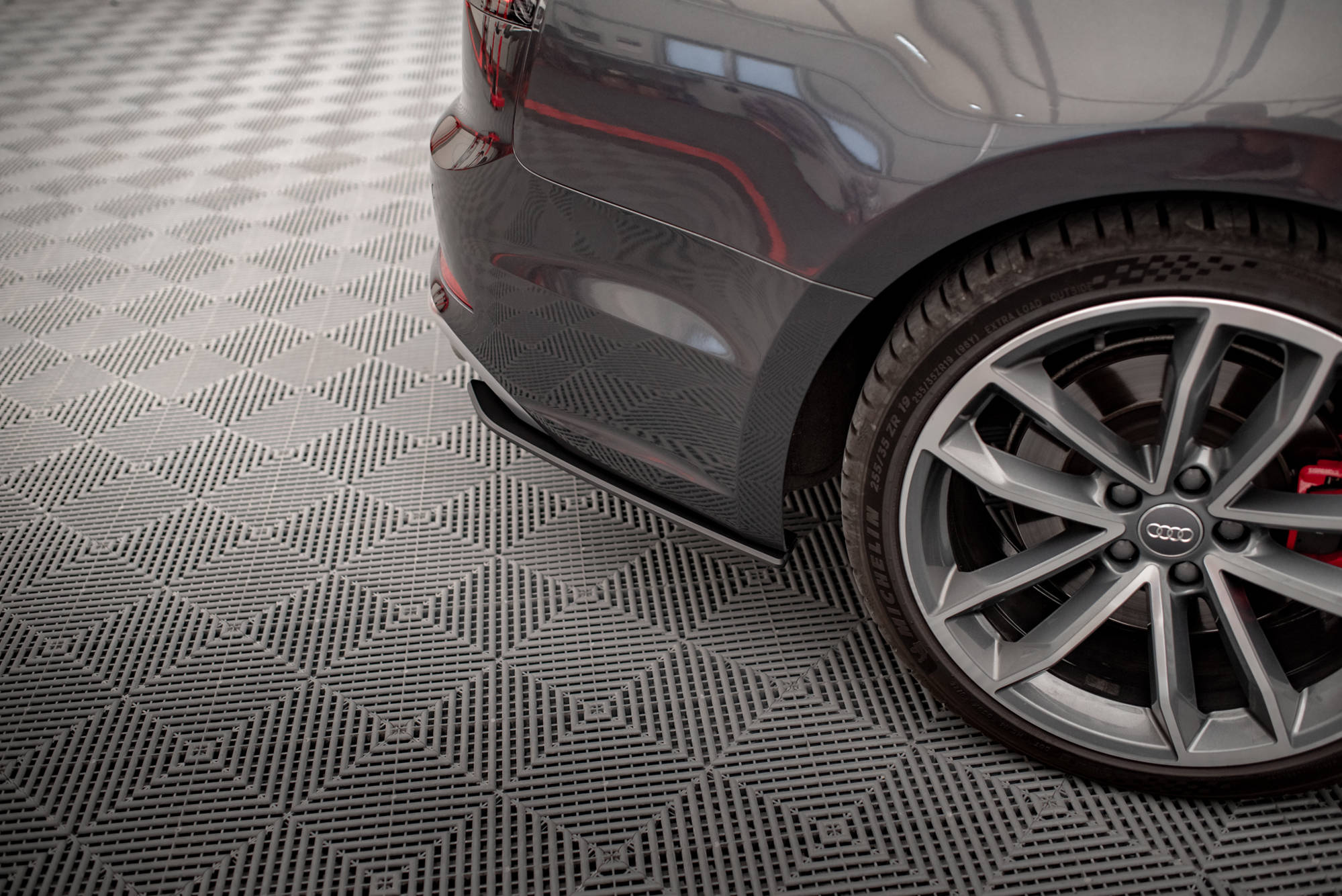 Street Pro Heck Ansatz Flaps passend für Audi S5 Sportback F5 rot