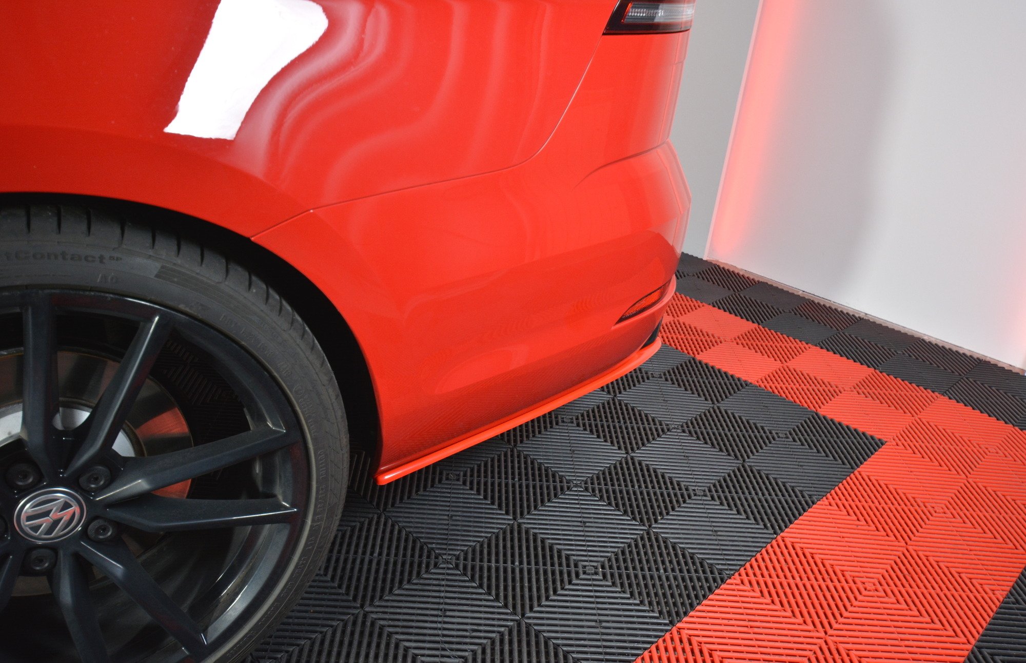 Heck Ansatz Flaps Diffusor V.2 für VW GOLF 7 R VARIANT FACELIFT