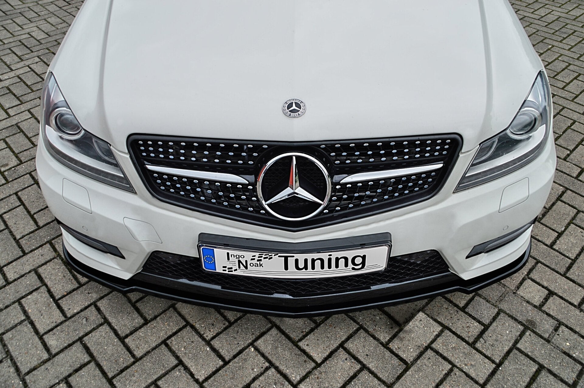 Cup Frontspoilerlippe aus ABS für Mercedes C-Klasse W204/S204/C204 OEM Optik