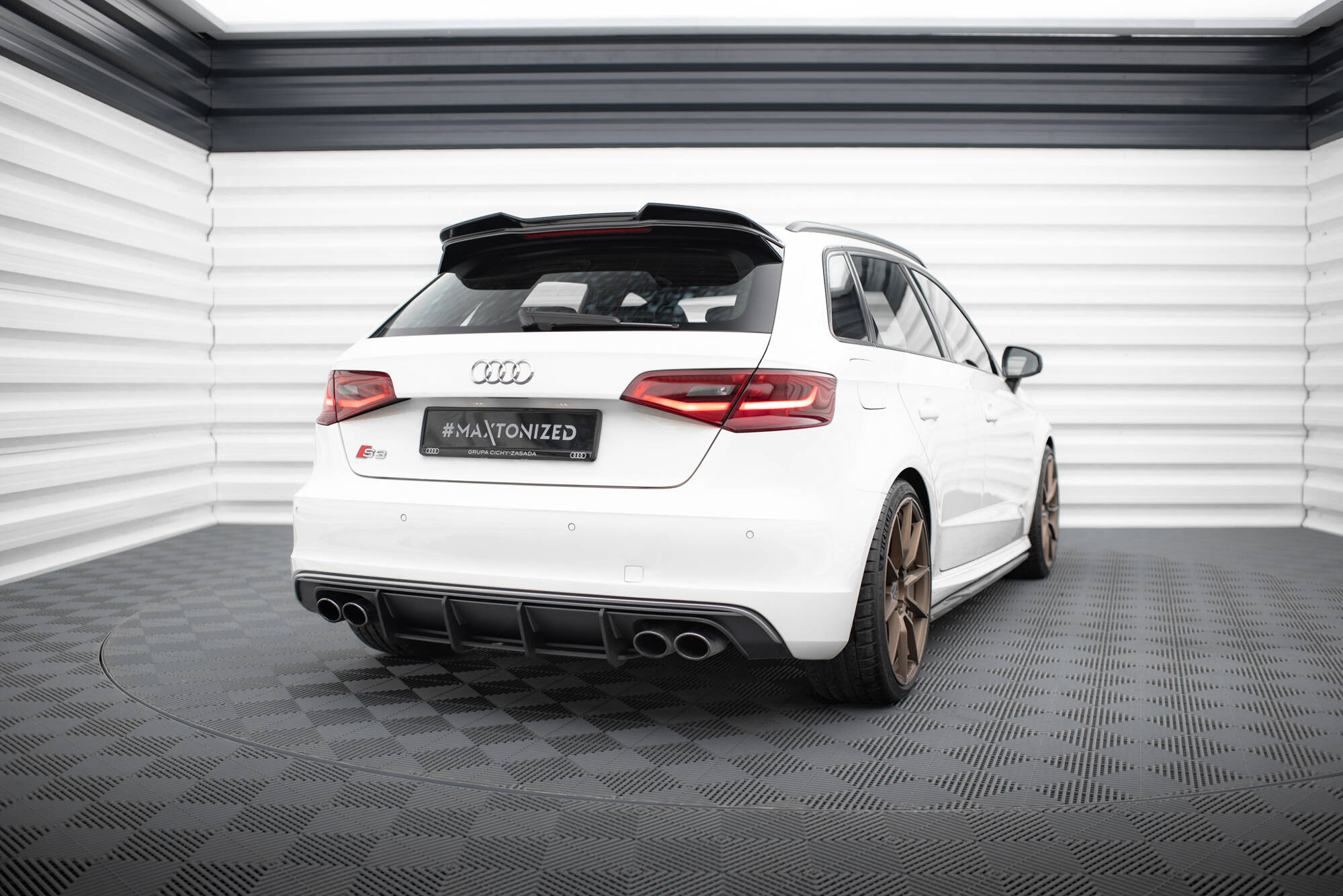 Street Pro Heckschürze Heck Ansatz Diffusor passend für Audi S3 Sportback / Hatchback 8V rot