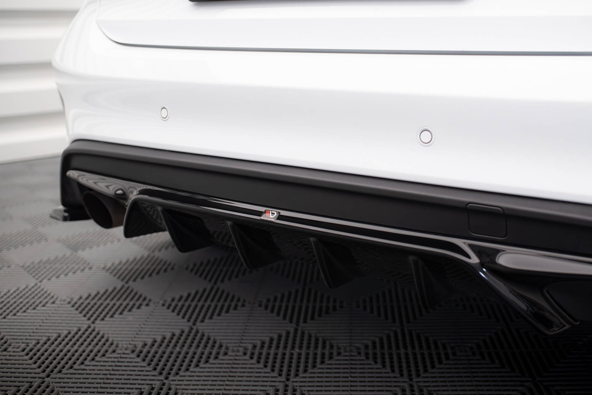 Diffusor Heck Ansatz V.2 für Ford Focus Hatchback ST Mk4 schwarz Hochglanz