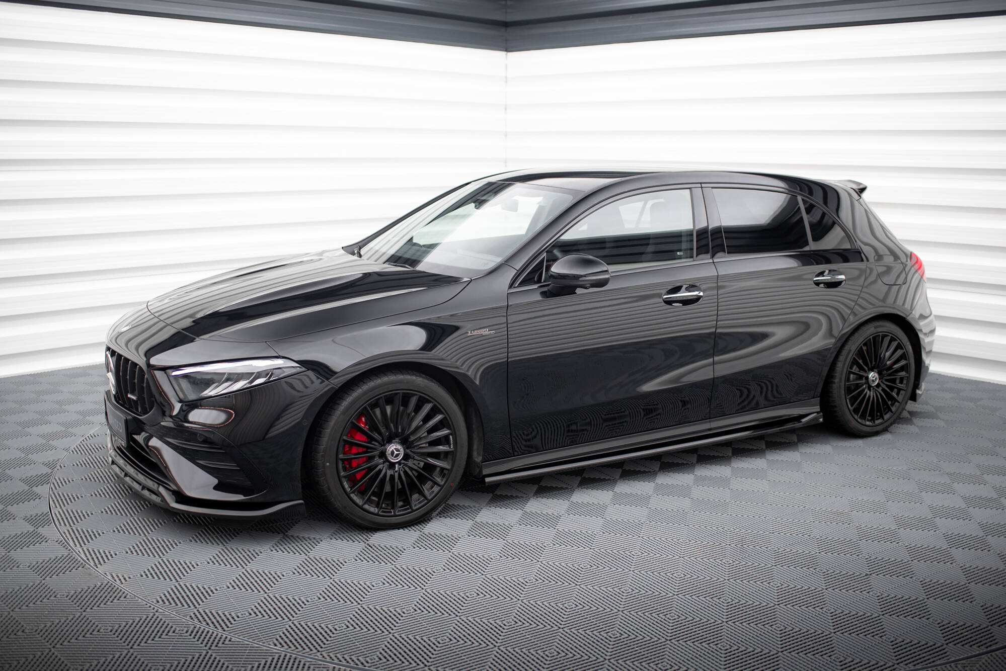 Street+ Seitenschweller Leisten passend für Mercedes-AMG A35 / A AMG-Line W177 FL schwarz Hochglanz