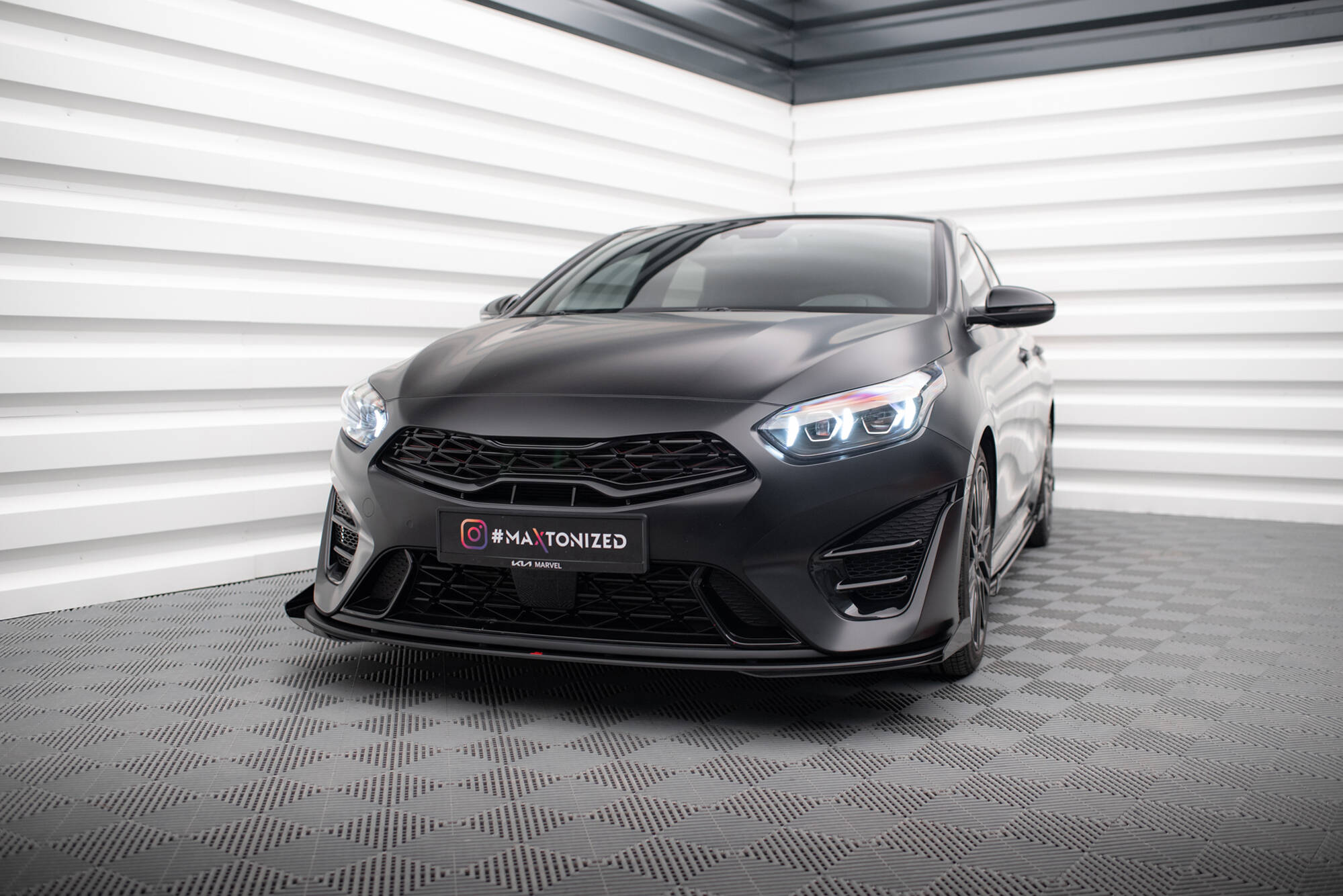 Street Pro Spoilerlippe Front Ansatz passend für Kia Proceed GT Mk1 FL rot+ Hochglanz Flaps
