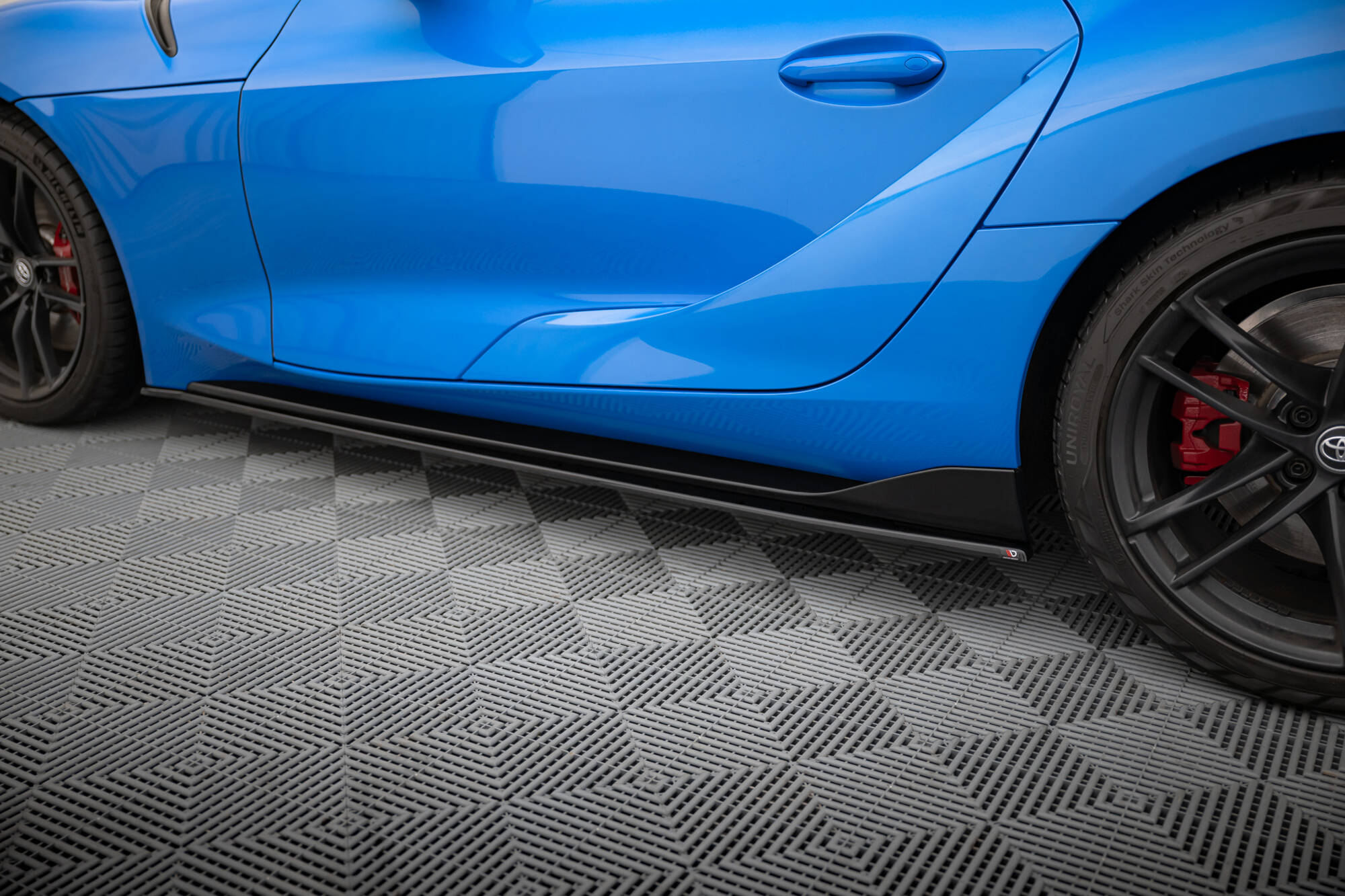 Seitenschweller Ansatz für V.1 für Toyota Supra Mk5 schwarz Hochglanz