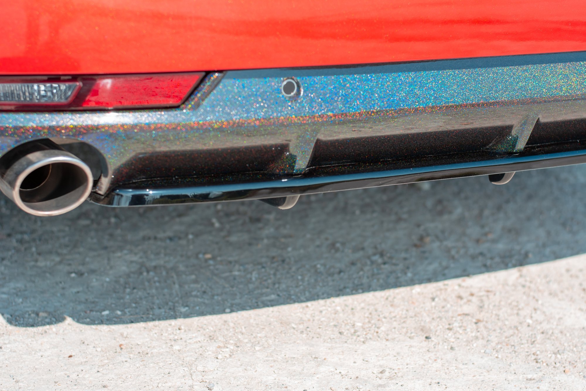 Heckansatz mit einem vertikalem balken Peugeot 508 BenzinMk2 schwarz Hochglanz