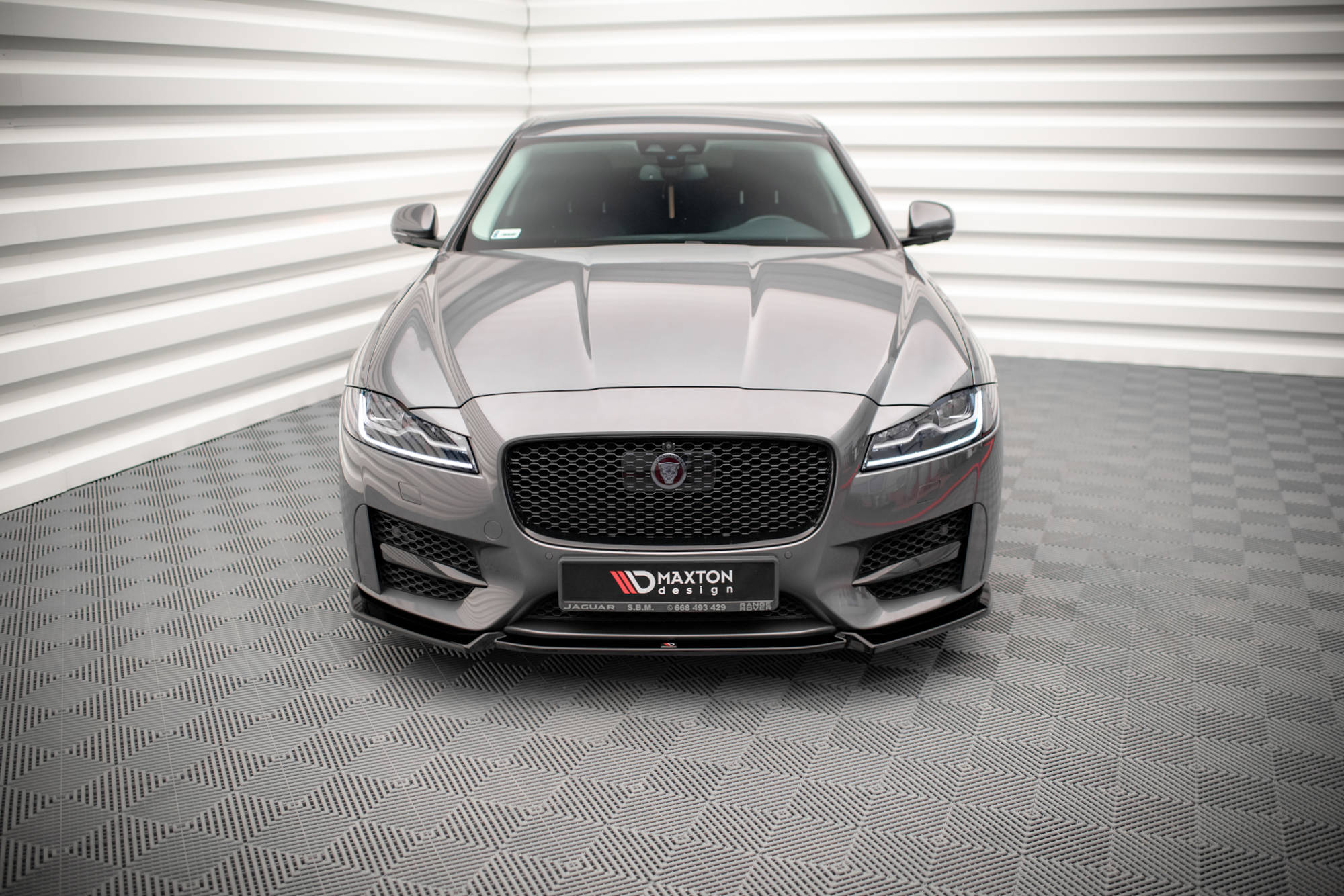 Street+ Spoilerlippe Front Ansatz V.2 passend für Jaguar XF R-Sport Mk2 schwarz Hochglanz