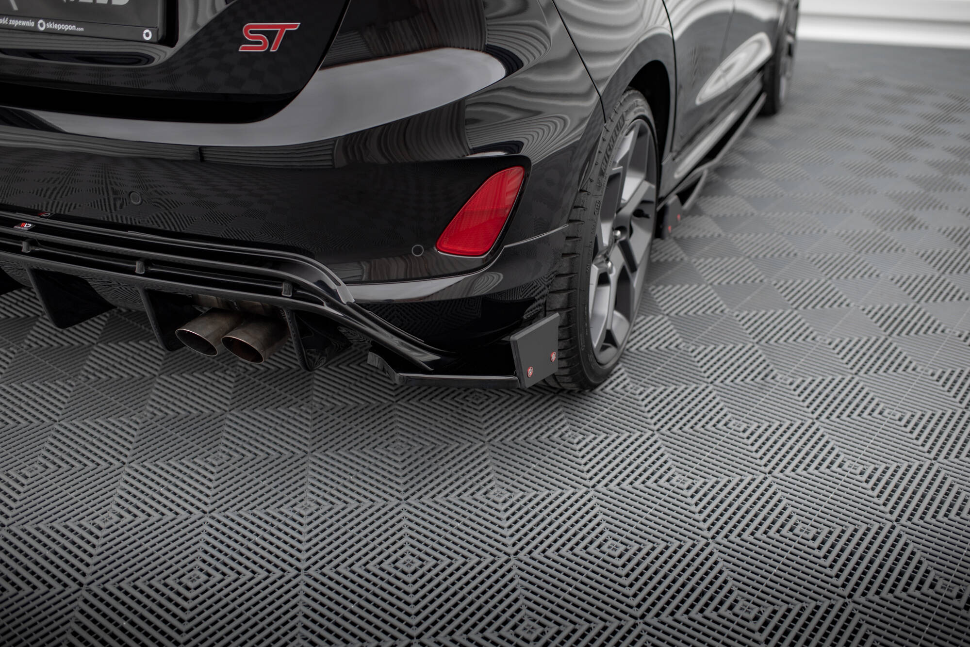 Street+ Heck Ansatz Flaps V.4 passend für Ford Fiesta ST Mk8