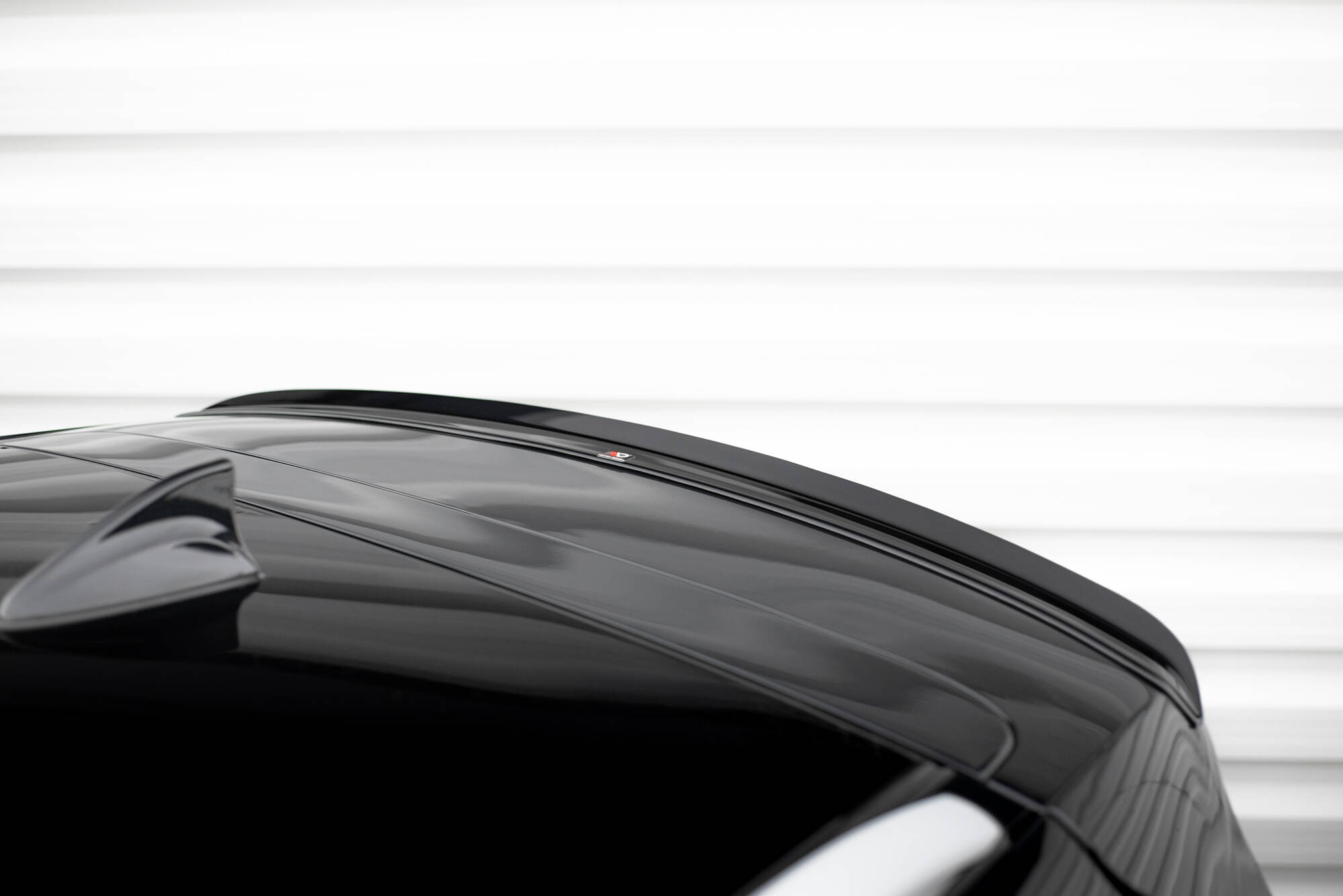 Spoiler CAP für KIA SPORTAGE mk4 GT-Line schwarz Hochglanz