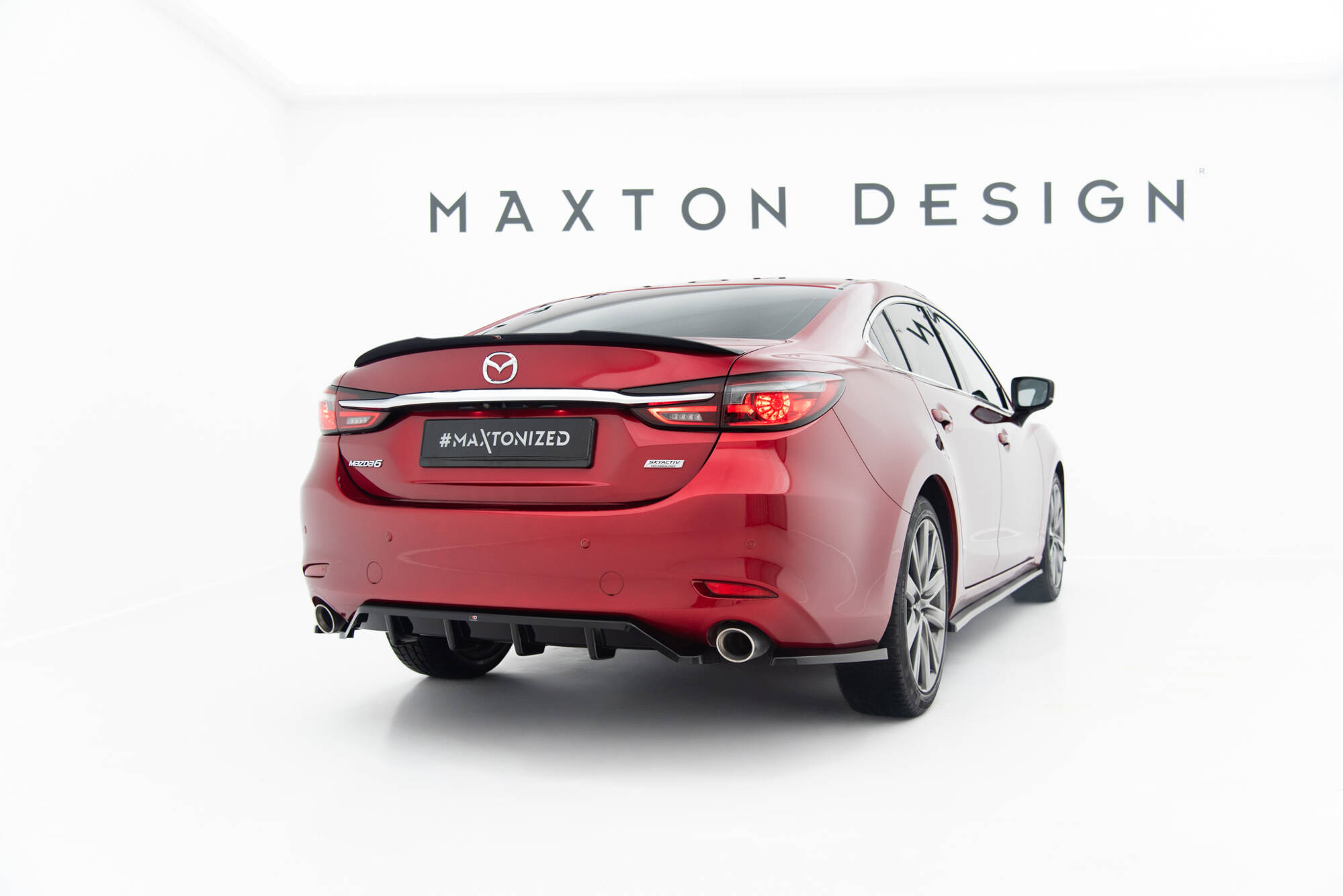Street+ Mittlerer Diffusor RACE Heck Ansatz passend für Mazda 6 Limousine Mk3 FL schwarz Hochglanz