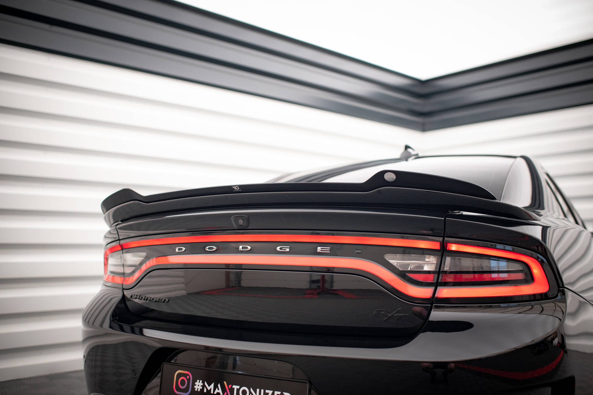 Heck Spoiler Aufsatz Abrisskante passend für Dodge Charger SRT Mk7 FL schwarz Hochglanz