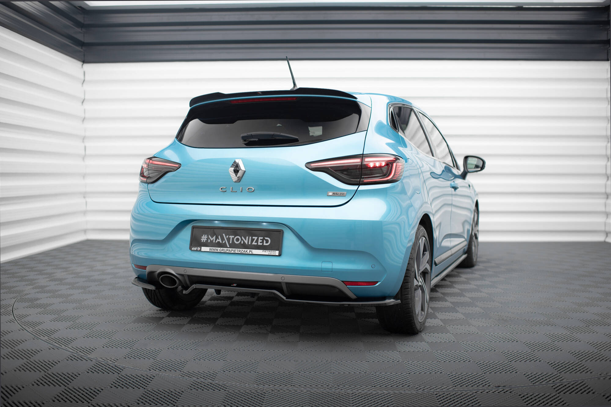 Street+ Mittlerer Diffusor RACE Heck Ansatz passend für Renault Clio R.S. Line Mk5 schwarz Hochglanz