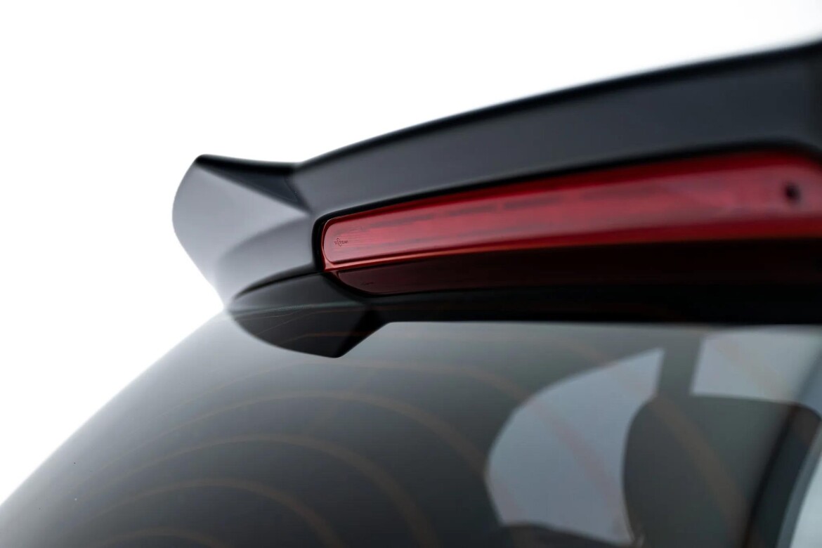 Heckspoiler Lippe 3D passend für BMW 1er M-Paket / M140i / Standard F20 schwarz Hochglanz