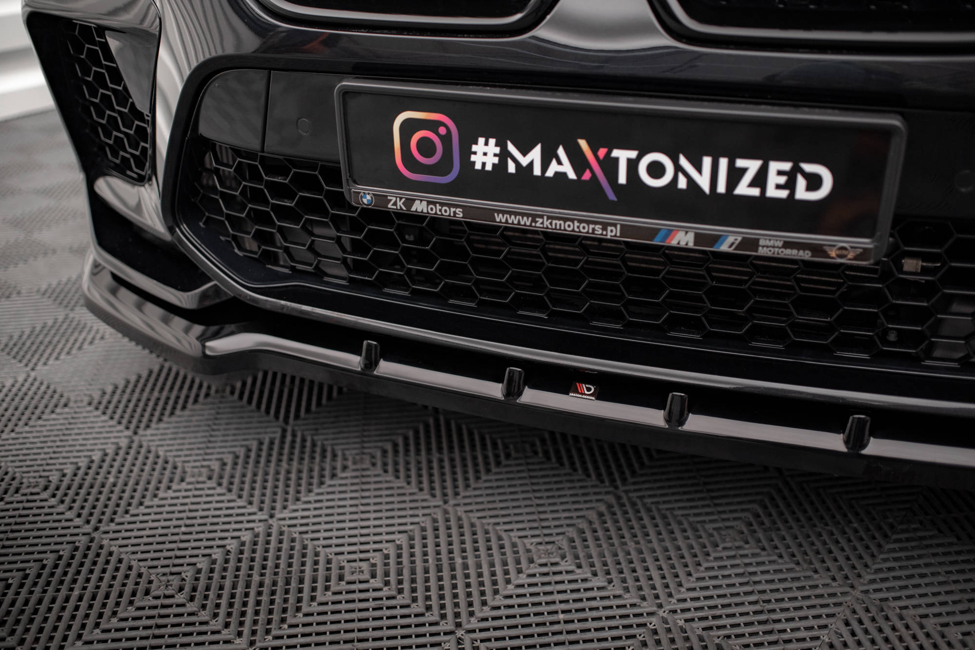 Street+ Spoilerlippe Front Ansatz V.1 passend für BMW X6 M F96 schwarz Hochglanz