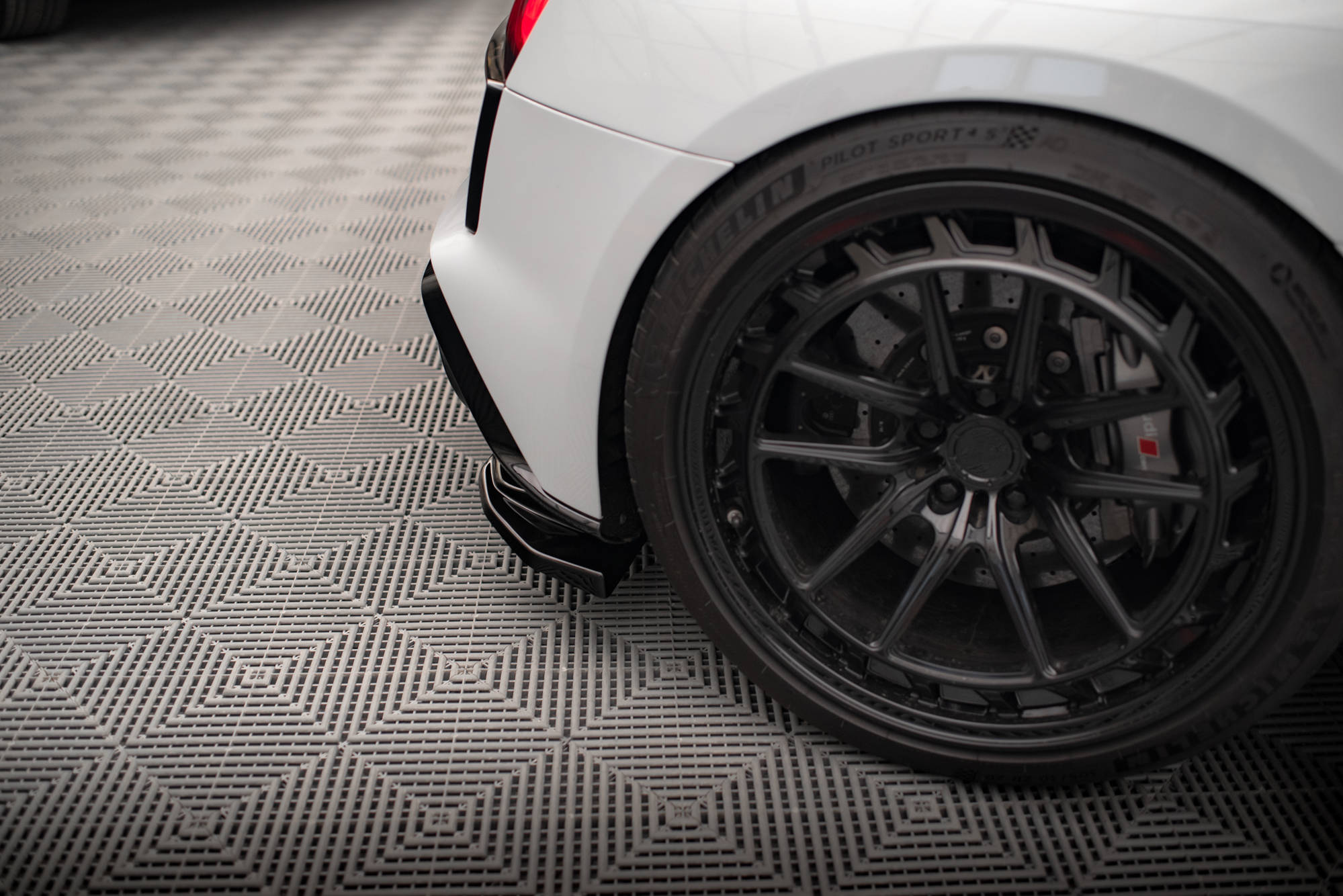 Street+ Heck Ansatz Flaps passend für Audi R8 Mk2 FL schwarz Hochglanz