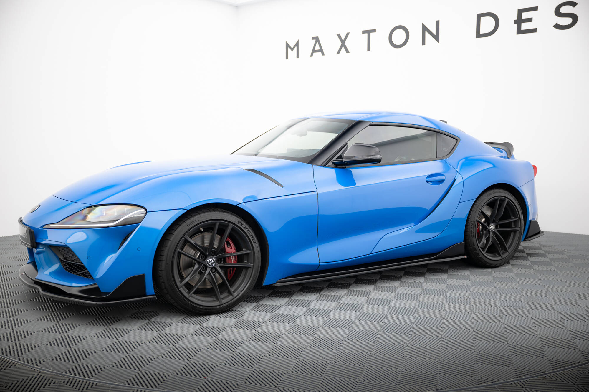 Seitenschweller Ansatz V.2 für Toyota Supra Mk5 schwarz Hochglanz