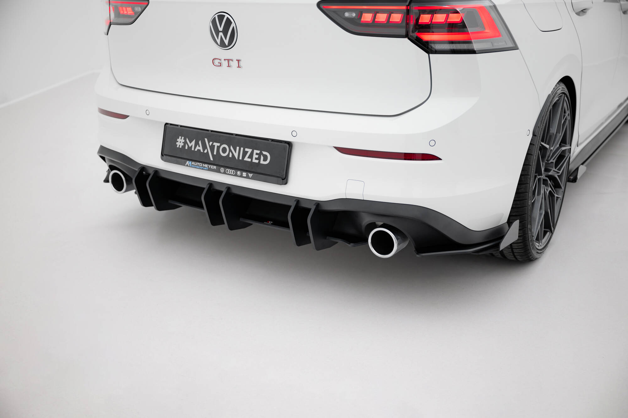 Street Pro Heckschürze Heck Ansatz Diffusor V.2 passend für VW Golf GTI Mk8
