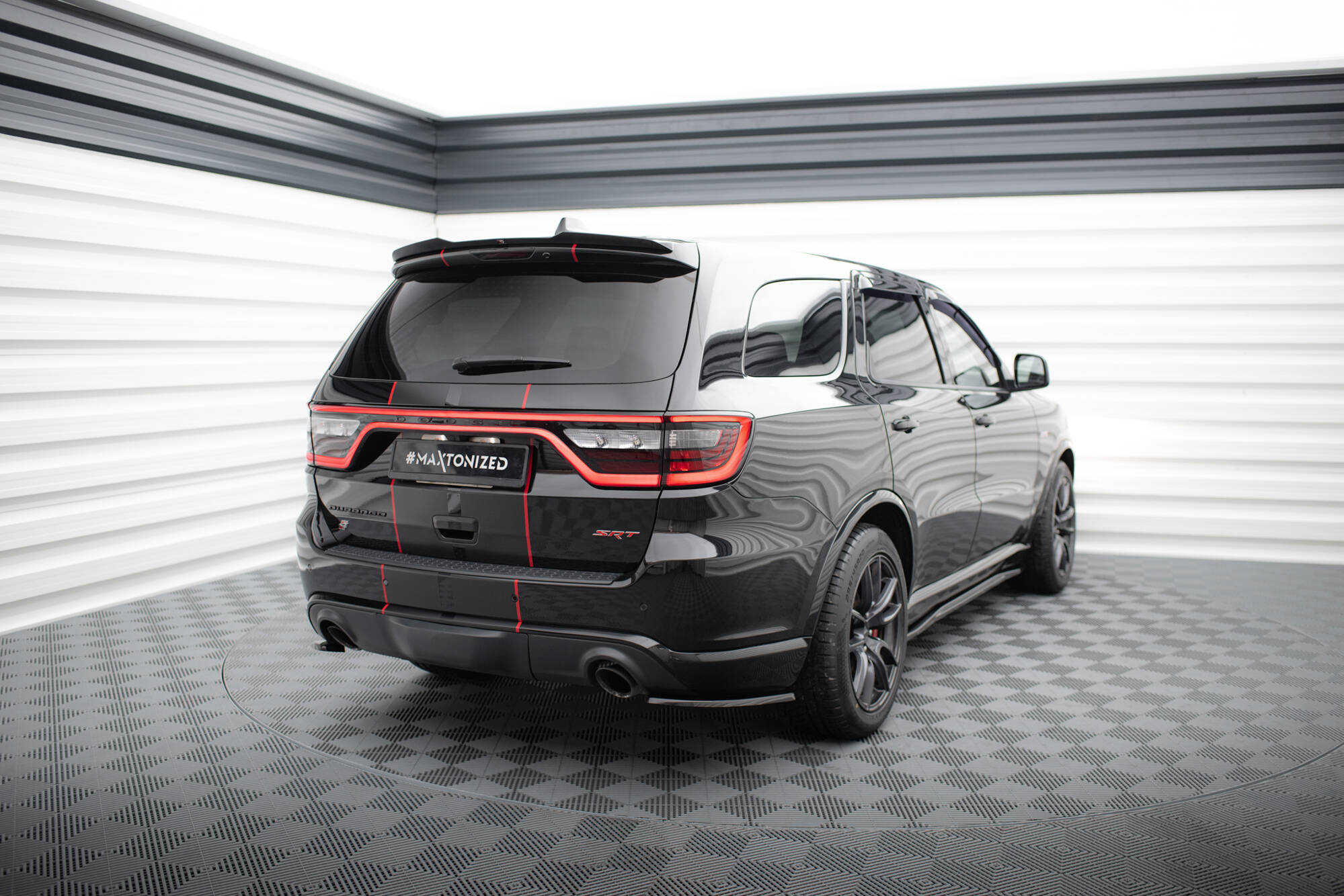 Heck Spoiler Aufsatz Abrisskante passend für Dodge Durango FL RT / SRT Mk3 schwarz Hochglanz