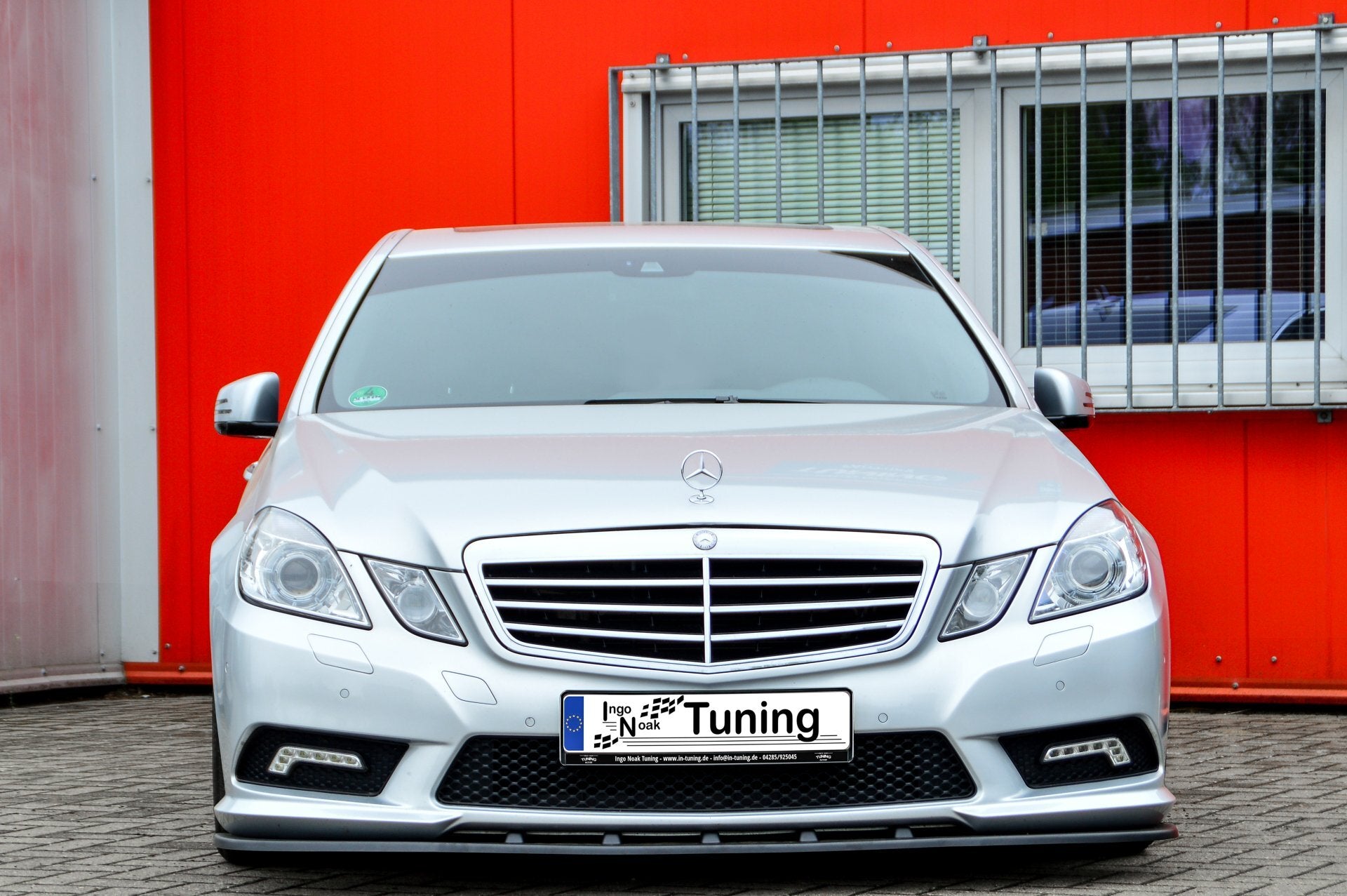 CUP Frontspoilerlippe für E Klasse AMG W212 S212 V212 A207 C207 Bj. 2009-2013 Carbon Optik