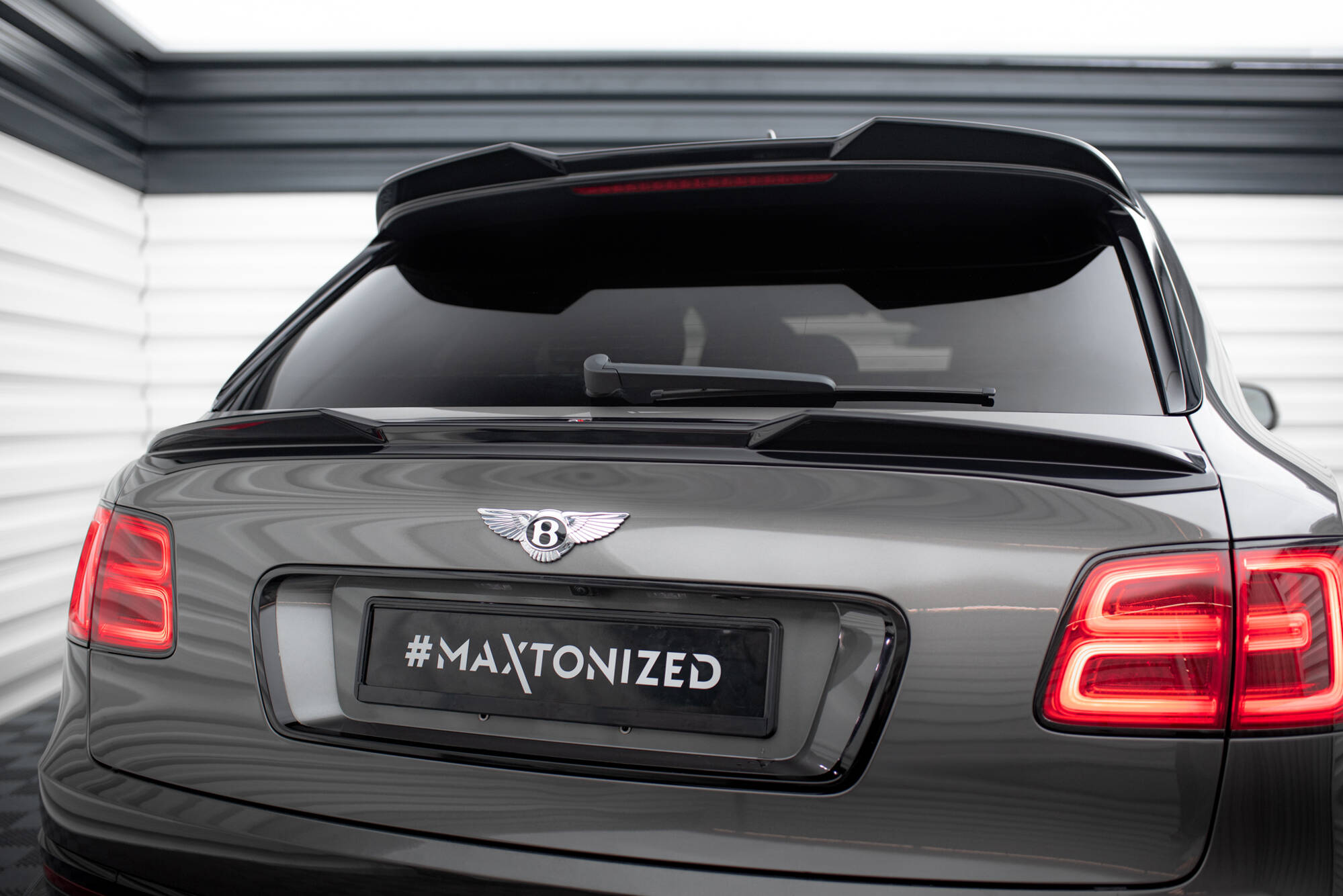 Heckspoiler unten 3D passend für Bentley Bentayga Mk1 schwarz Hochglanz