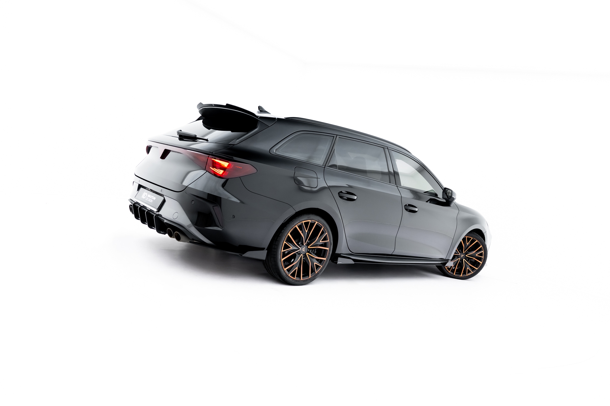 Seitenschweller Ansatz Paar + Flaps passend für CUPRA Leon ST / Hatchback Aero Mk1 / Mk1 FL schwarz Hochglanz