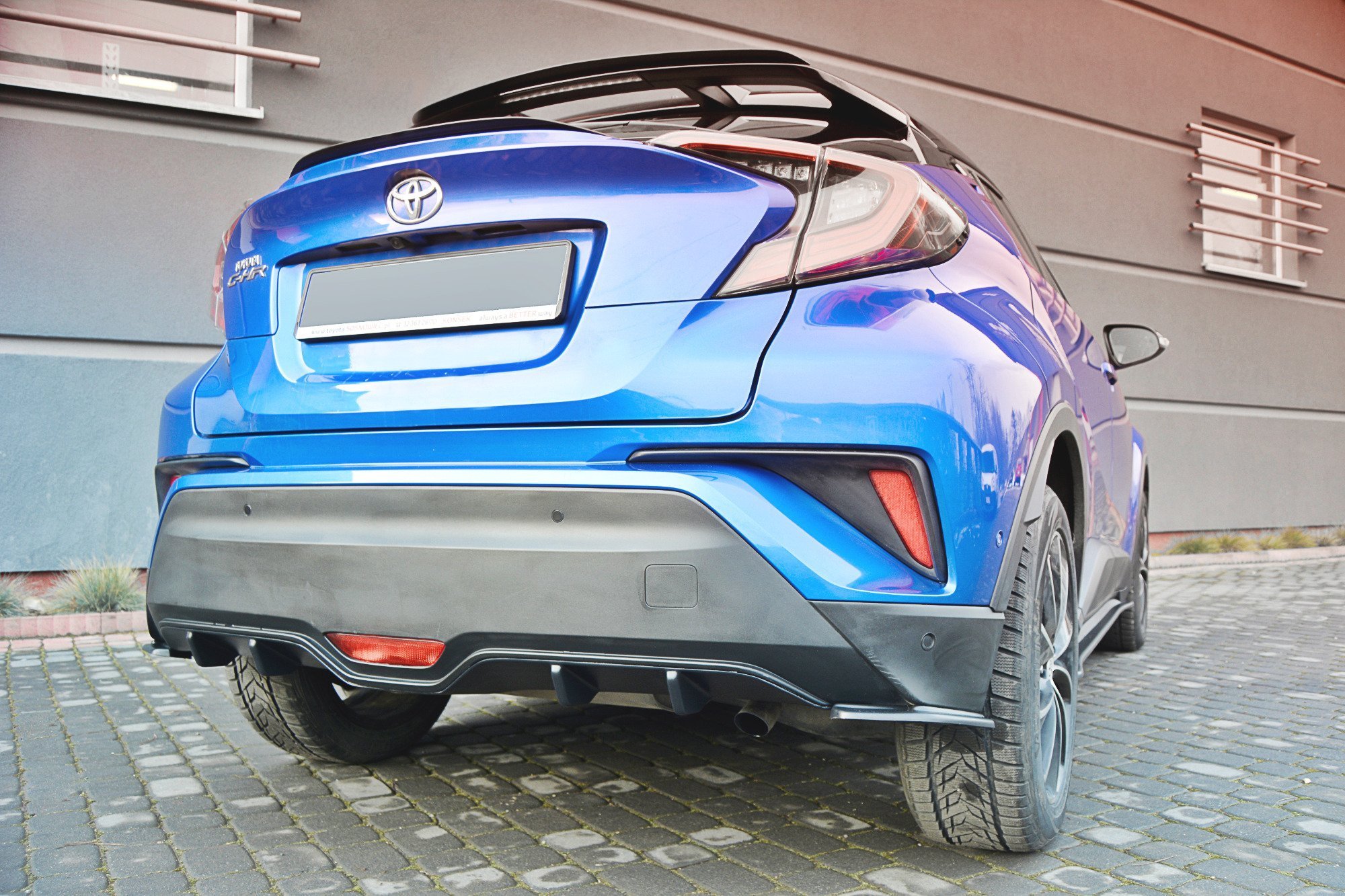 Diffusor Heck Ansatz für TOYOTA C-HR schwarz Hochglanz