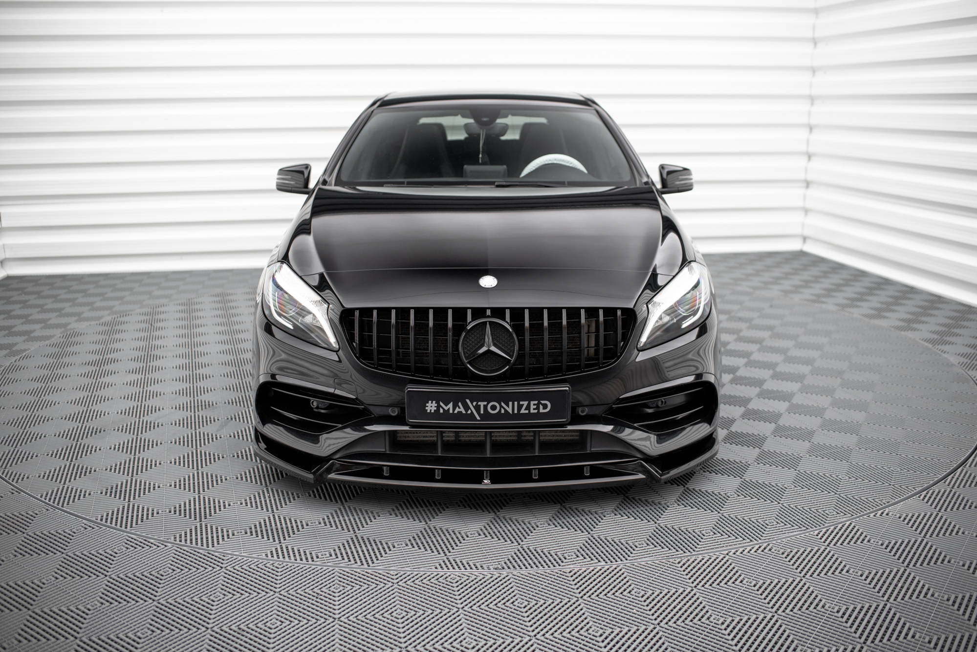 Street+ Spoilerlippe Front Ansatz V.2 passend für Mercedes A AMG-Line W176 FL schwarz Hochglanz