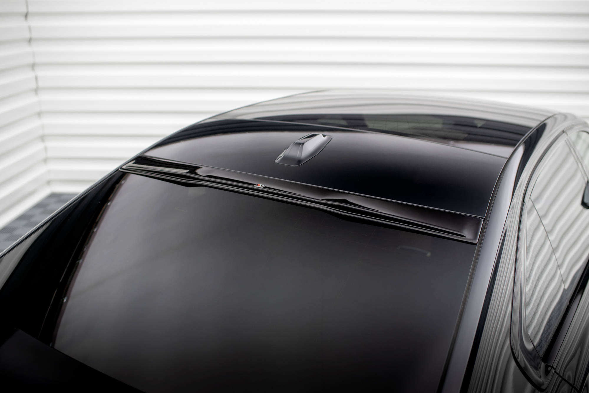 Heckscheiben Spoiler passend für BMW 7 G70 schwarz Hochglanz