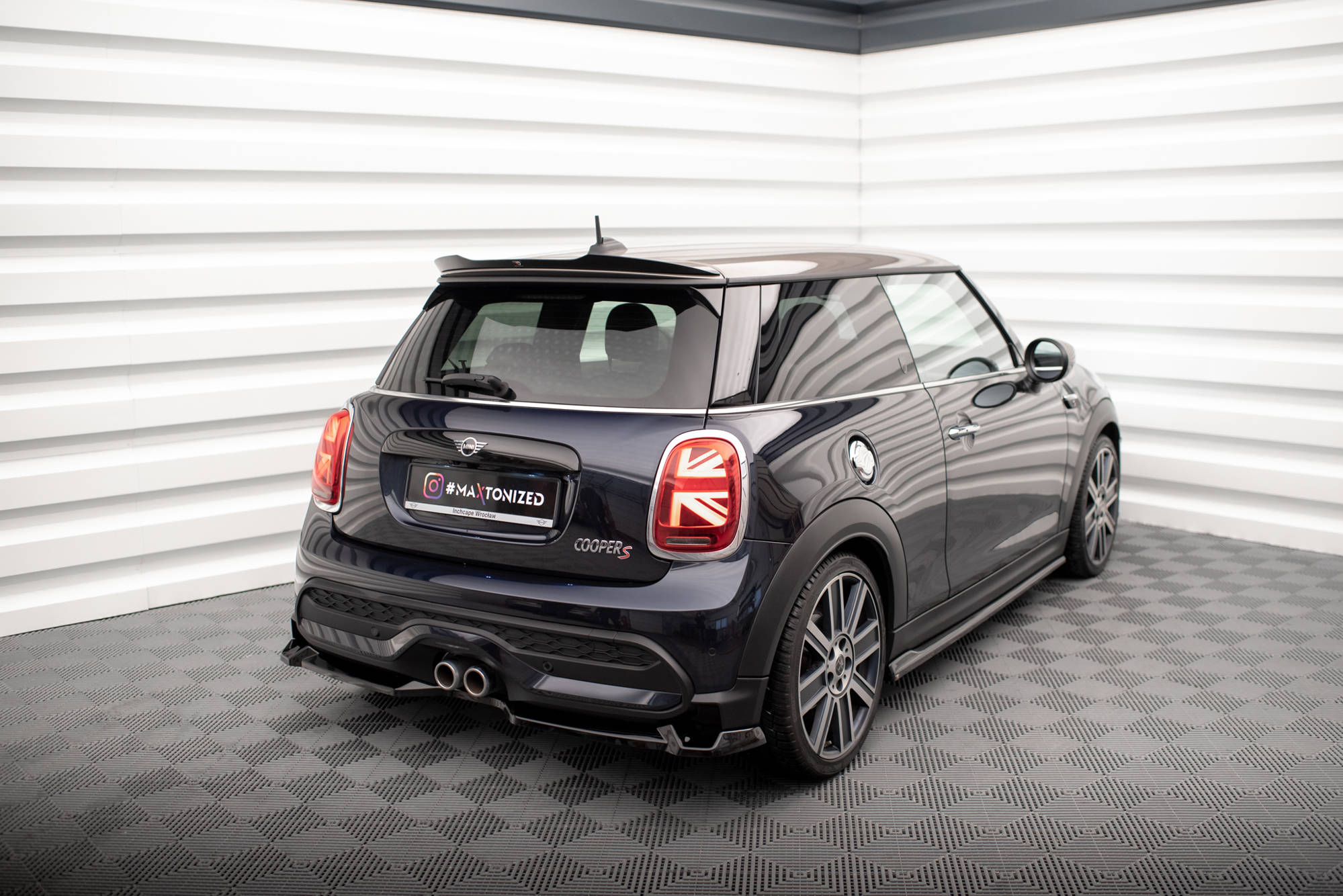 Heck Spoiler Aufsatz Abrisskante passend für Mini Cooper S F56 FL schwarz Hochglanz