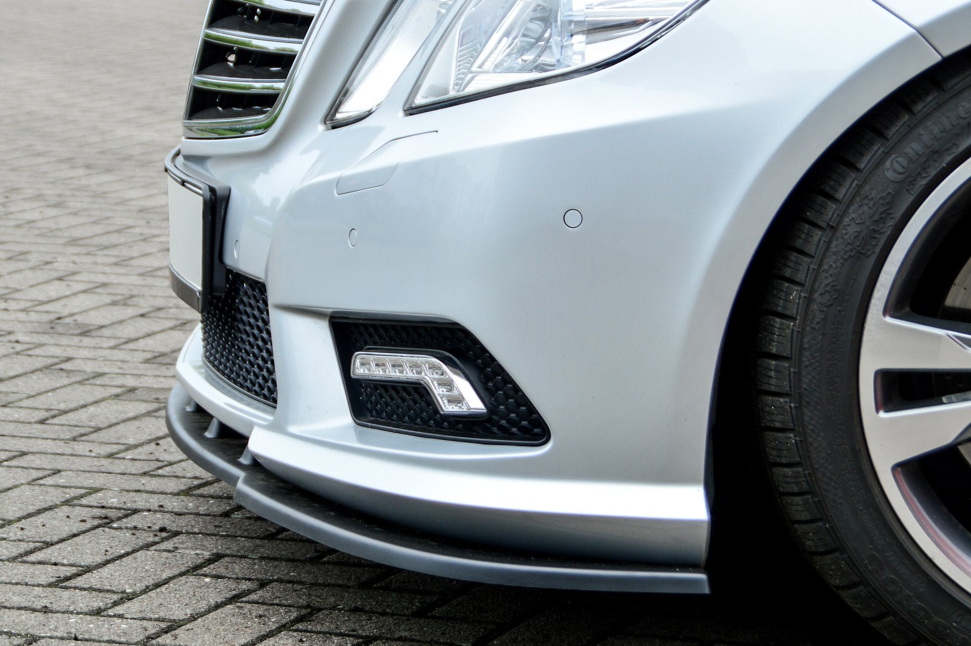 CUP Frontspoilerlippe für E Klasse AMG W212 S212 V212 A207 C207 Bj. 2009-2013 Carbon Optik