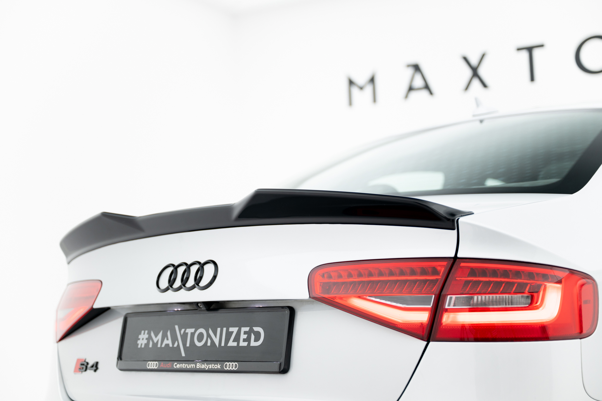 Heck Spoiler Aufsatz Abrisskante 3D passend für Audi S4 Limousine B8 FL schwarz Hochglanz