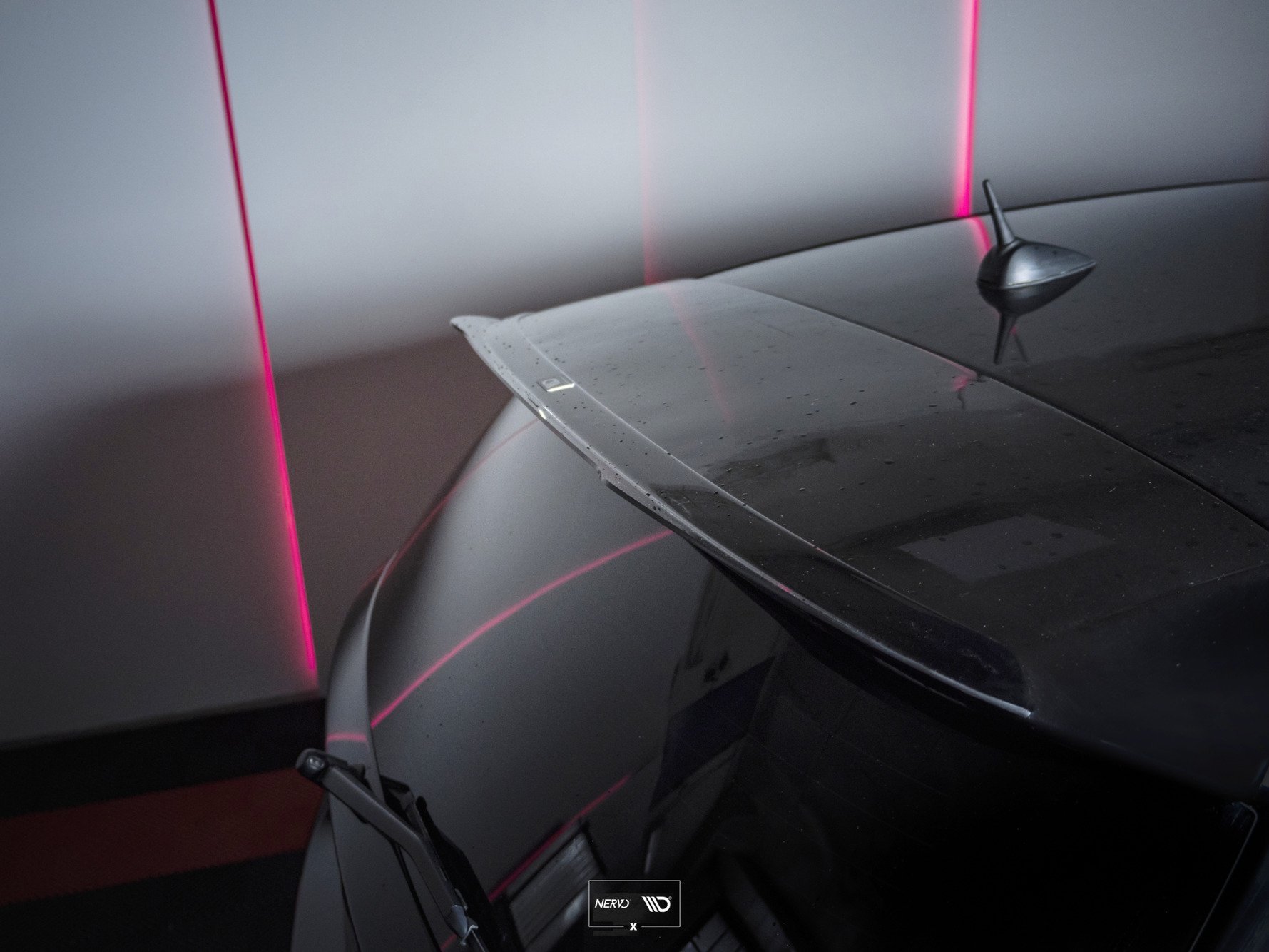 Spoiler CAP für BMW 1er E81/ E87 FACELIFT AERO SPOILER schwarz Hochglanz