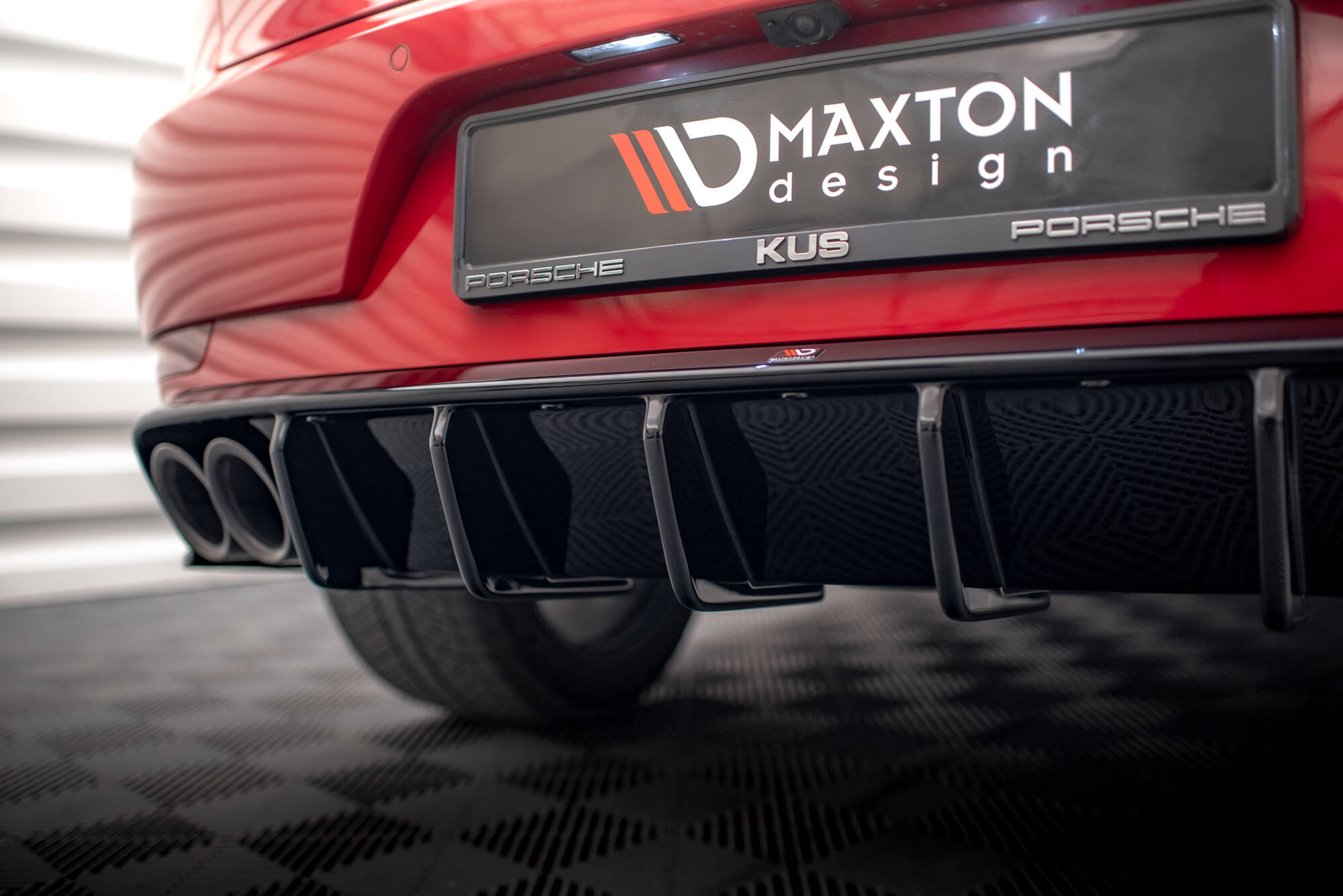 Street+ Heck Ansatz Diffusor passend für Porsche Macan Mk1 schwarz Hochglanz