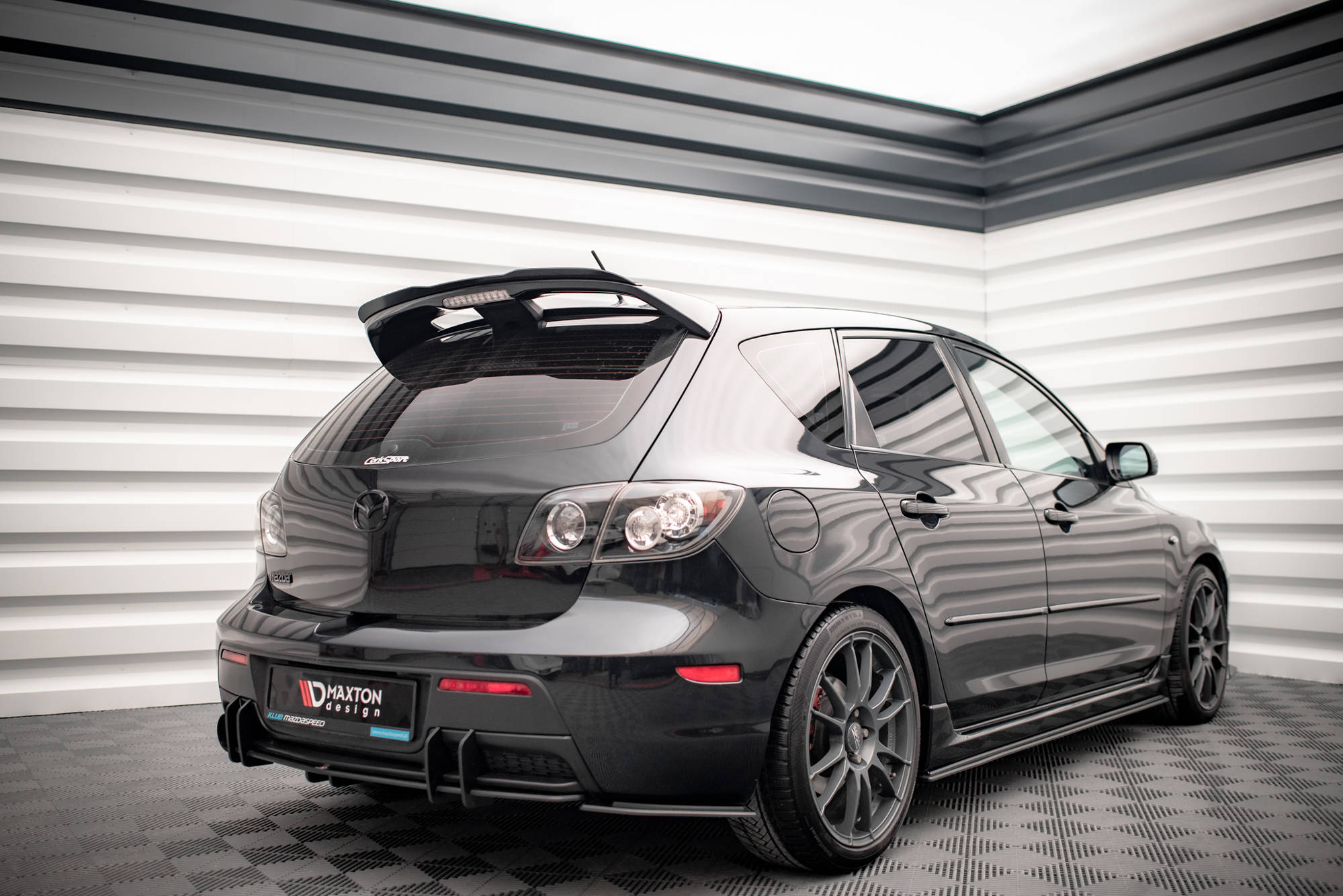 Street Pro Heck Ansatz Flaps passend für Mazda 3 MPS Mk1 rot