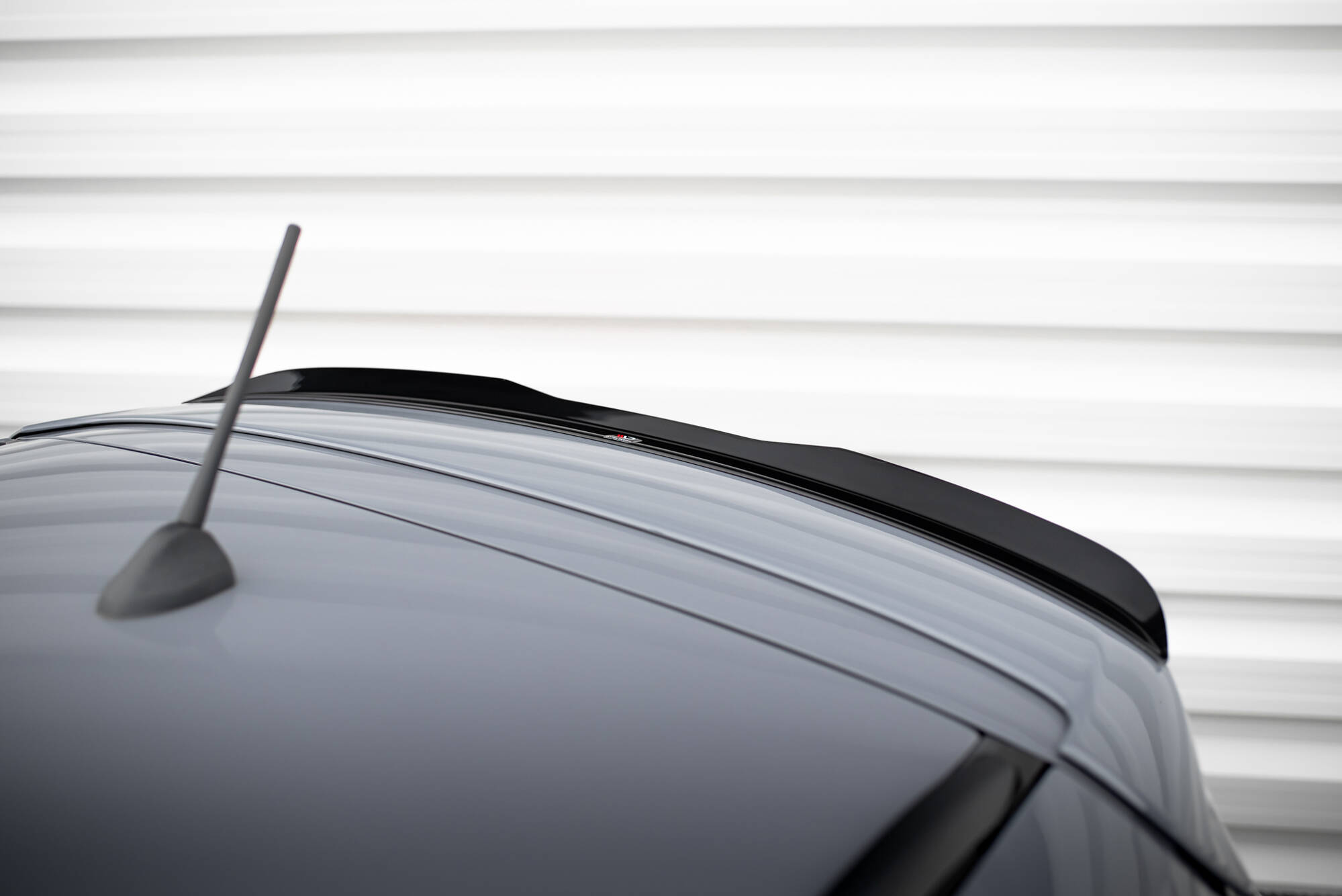 Spoiler CAP für Ford Focus ST Mk3 Kombi schwarz Hochglanz