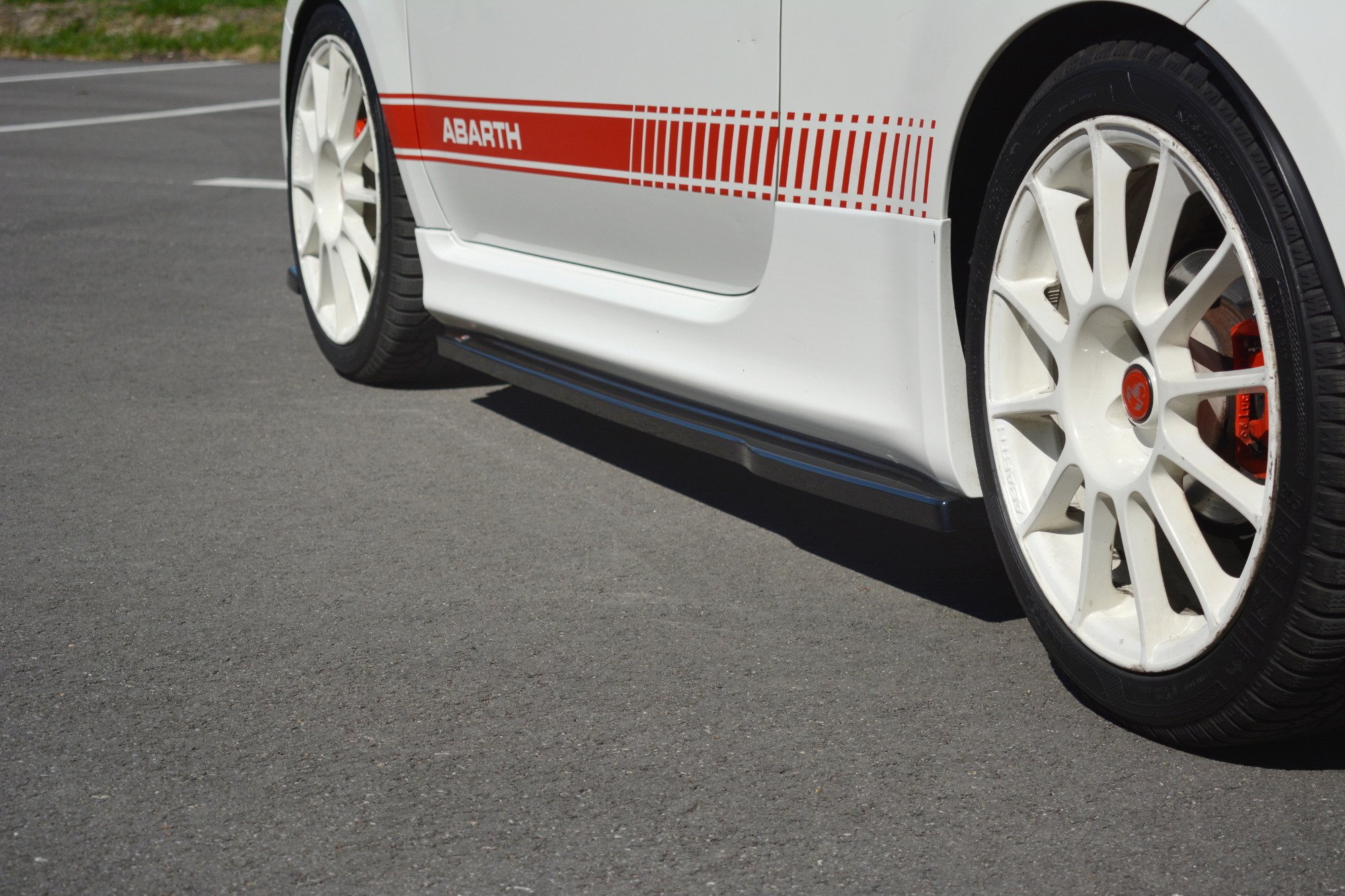 Seitenschweller Ansatz Paar passend für ABARTH 500 Mk1 schwarz Hochglanz