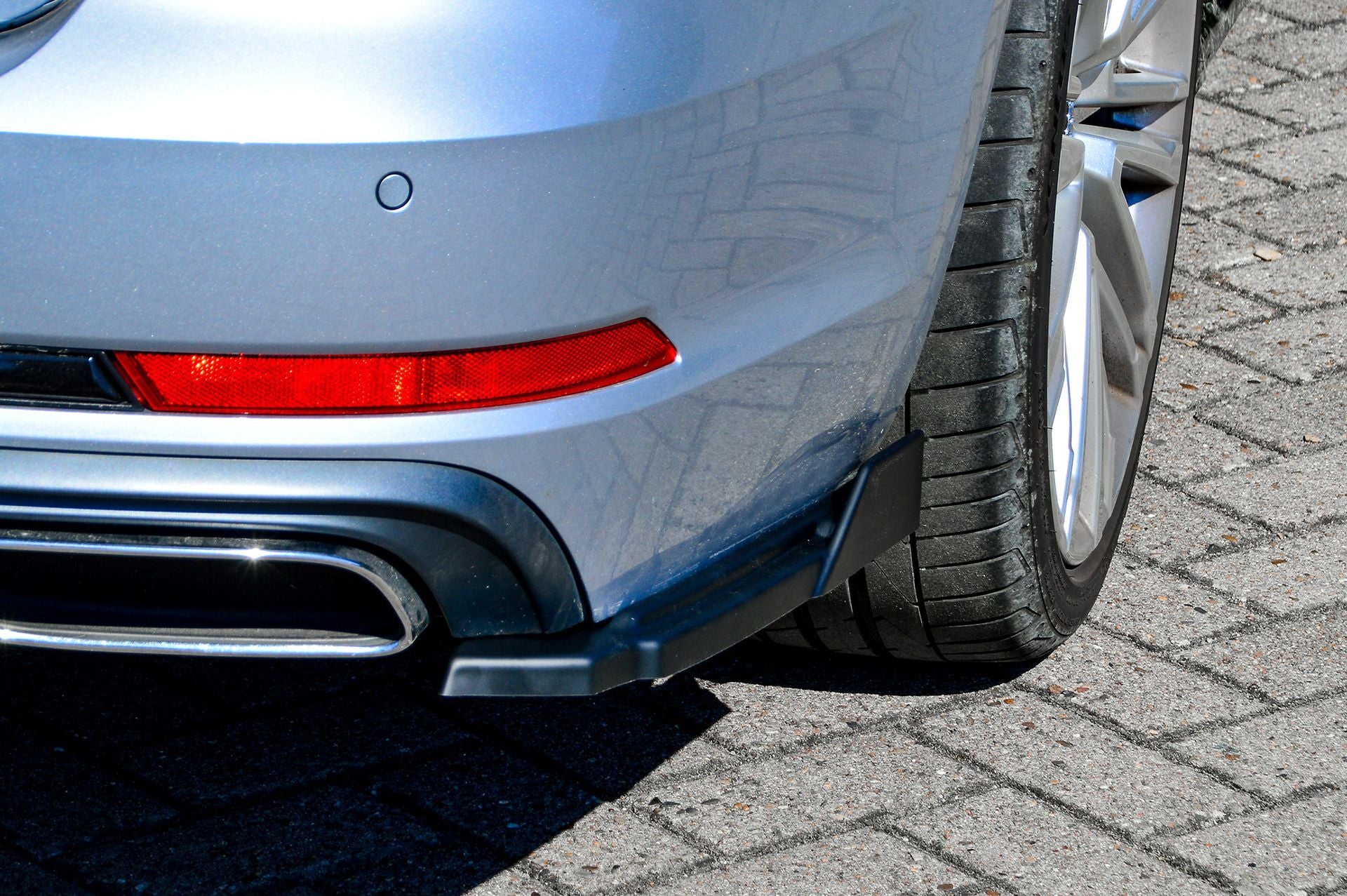 Heckansatz Seitenteile mit Wings für Audi A4 B9 Avant Bj. 06/2018-05/2019 Schwarz Matt