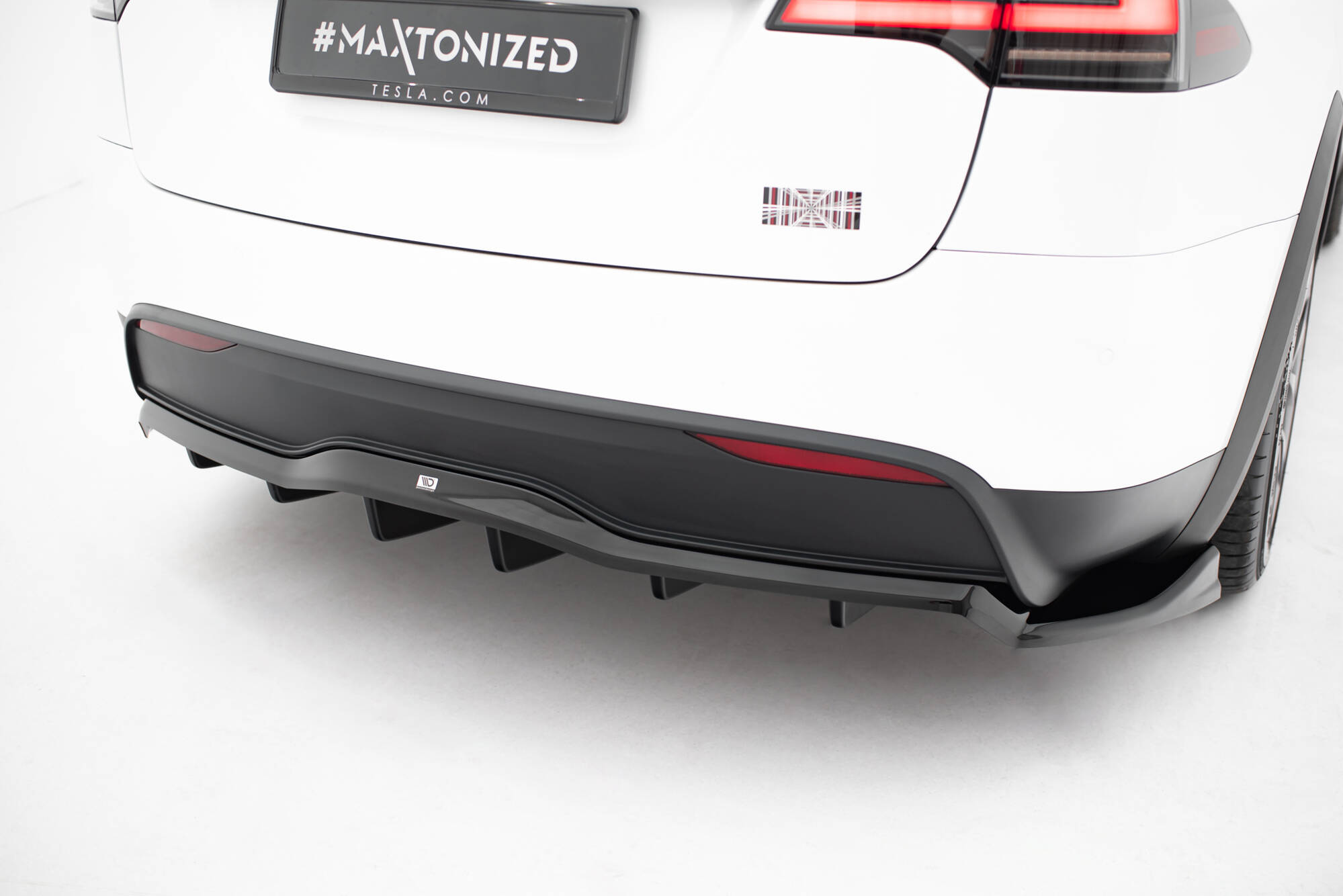 Diffusor Heckansatz V.2 passend für Tesla Model X Mk1 FL schwarz Hochglanz