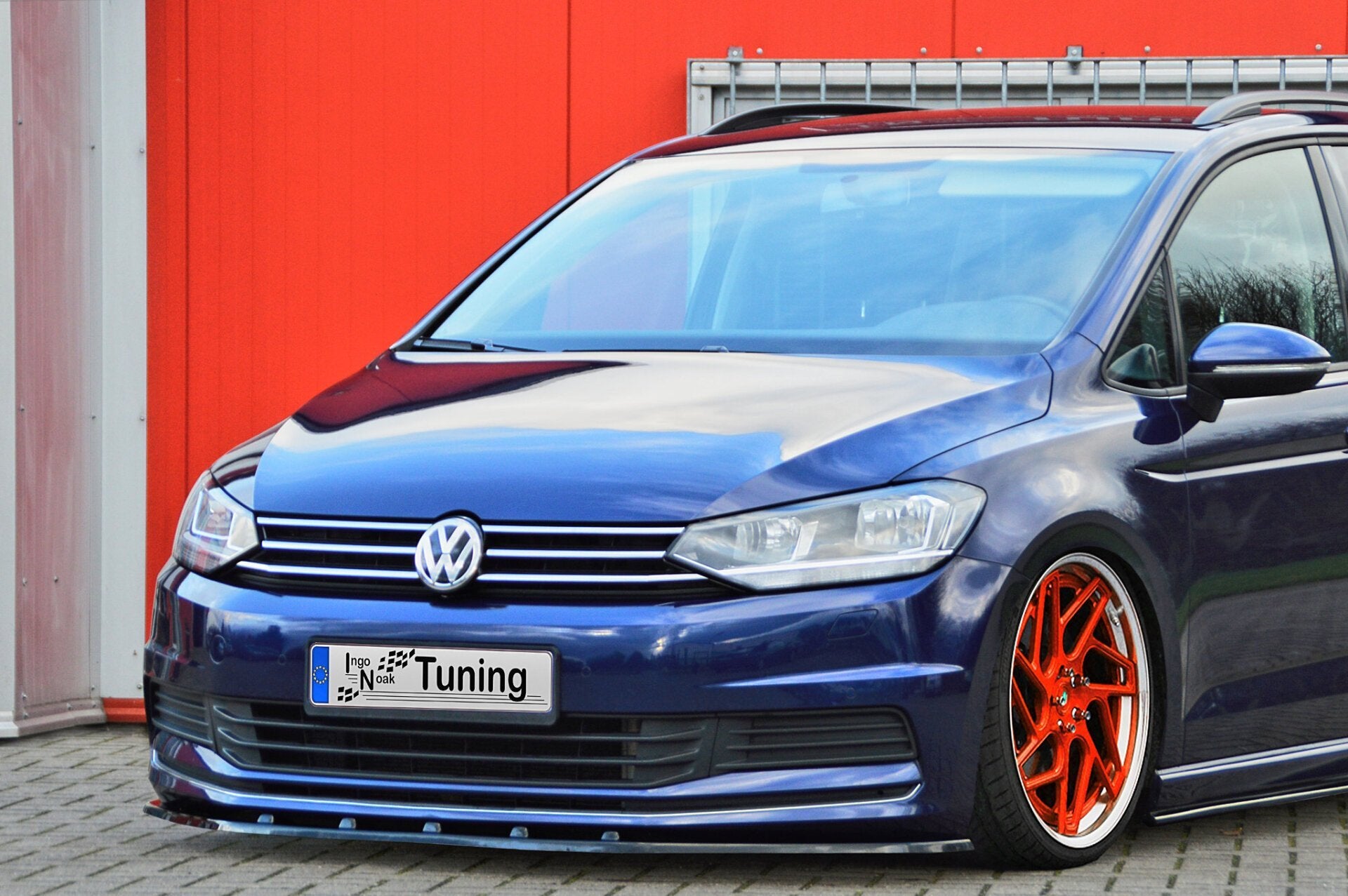 Cuplippe aus ABS für VW Touran 5T Schwarz Matt