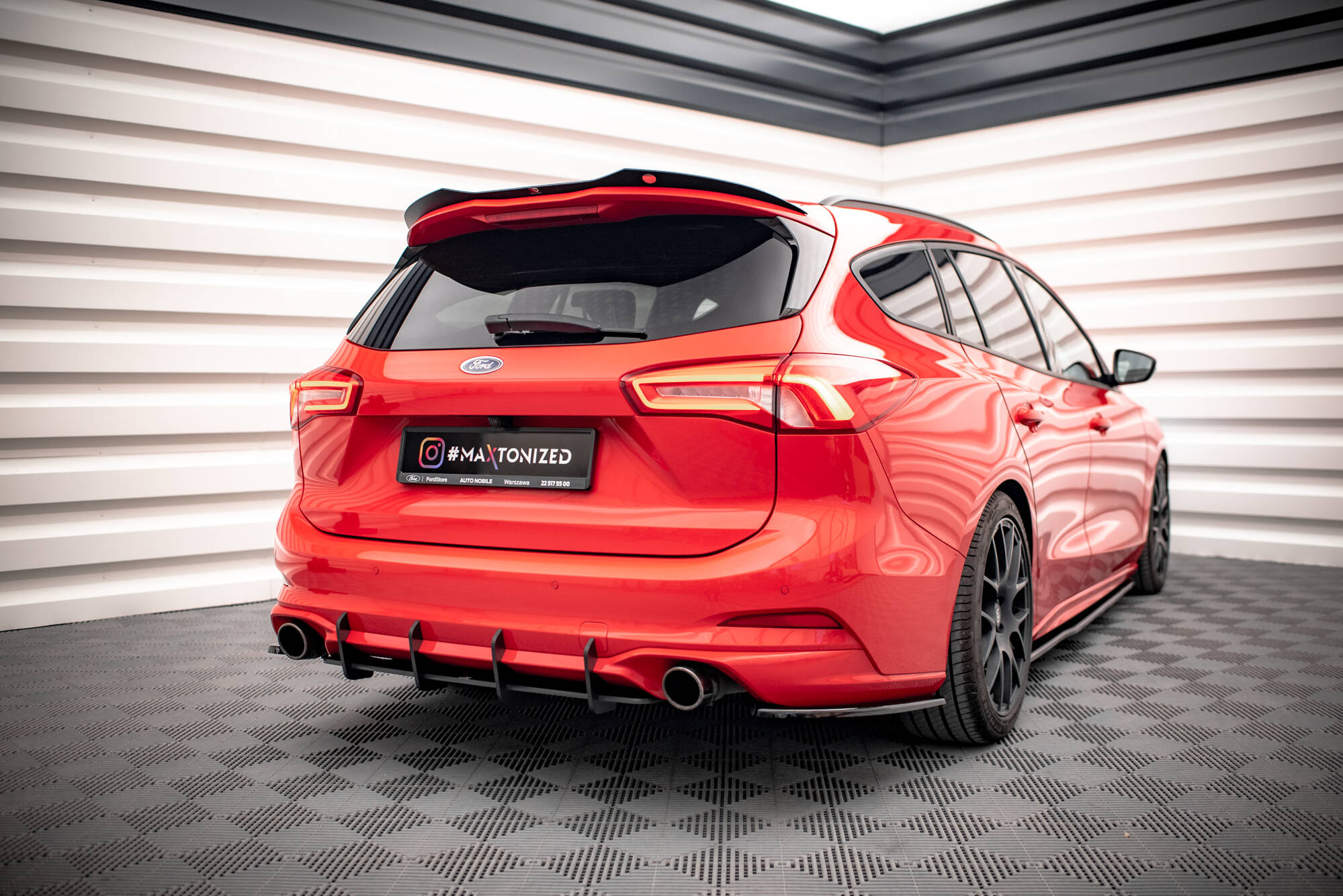 Heck Spoiler Aufsatz Abrisskante V.2 passend für Ford Focus Kombi ST-Line / ST-Line X / ST Mk4 schwarz Hochglanz