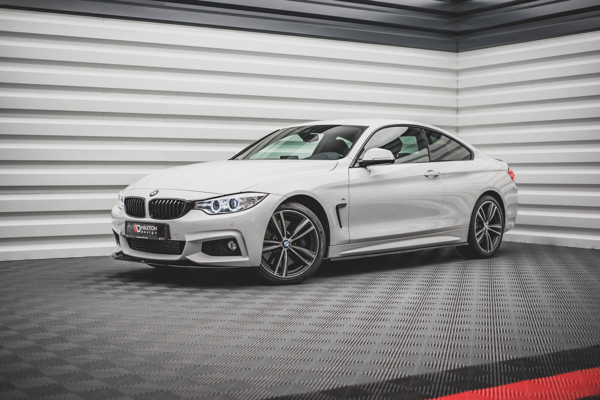 Street+ Spoilerlippe Front Ansatz V.2 passend für BMW 4er Coupe / Gran Coupe / Cabrio M-Paket F32 / F36 / F33 schwarz Hochglanz