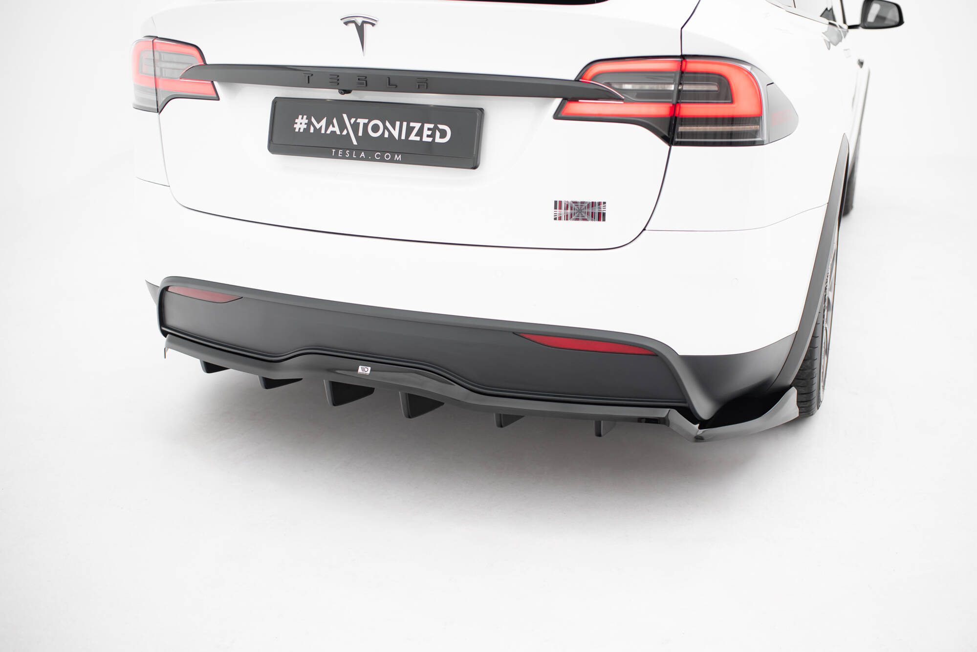 Diffusor Heckansatz V.2 passend für Tesla Model X Mk1 FL schwarz Hochglanz