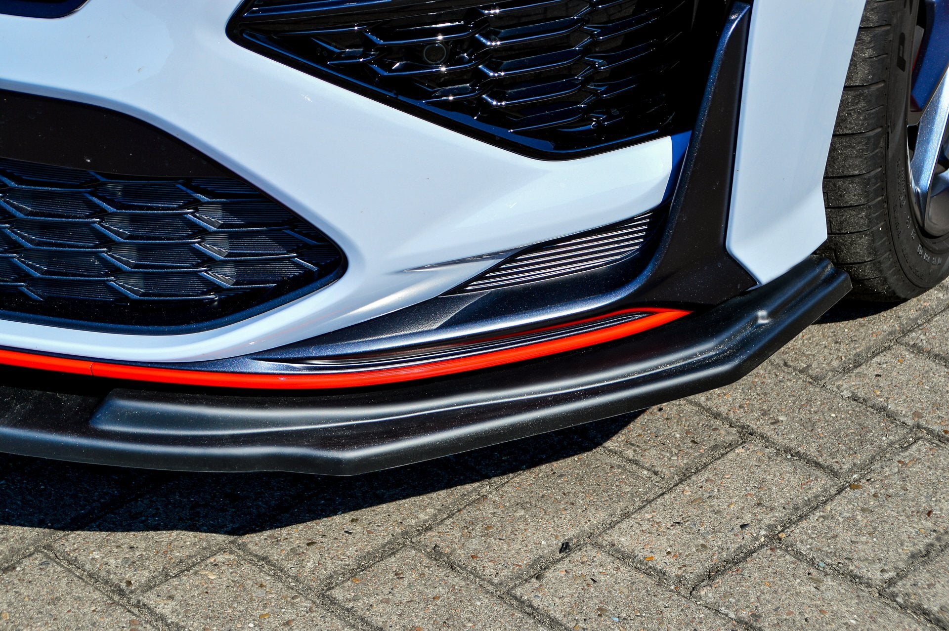 Cup Frontspoilerlippe für Hyundai Kona N + N-Line ab Bj.2020- Carbon Optik
