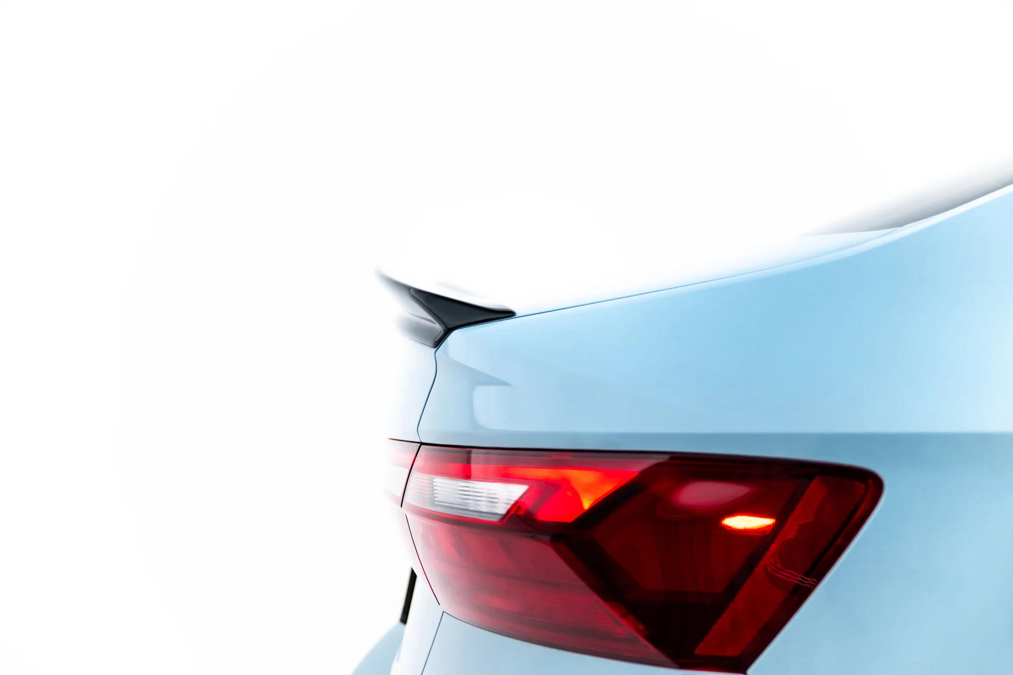 Heckspoiler Lippe 3D passend für VW Jetta GLI Mk7 Facelift 2 schwarz Hochglanz