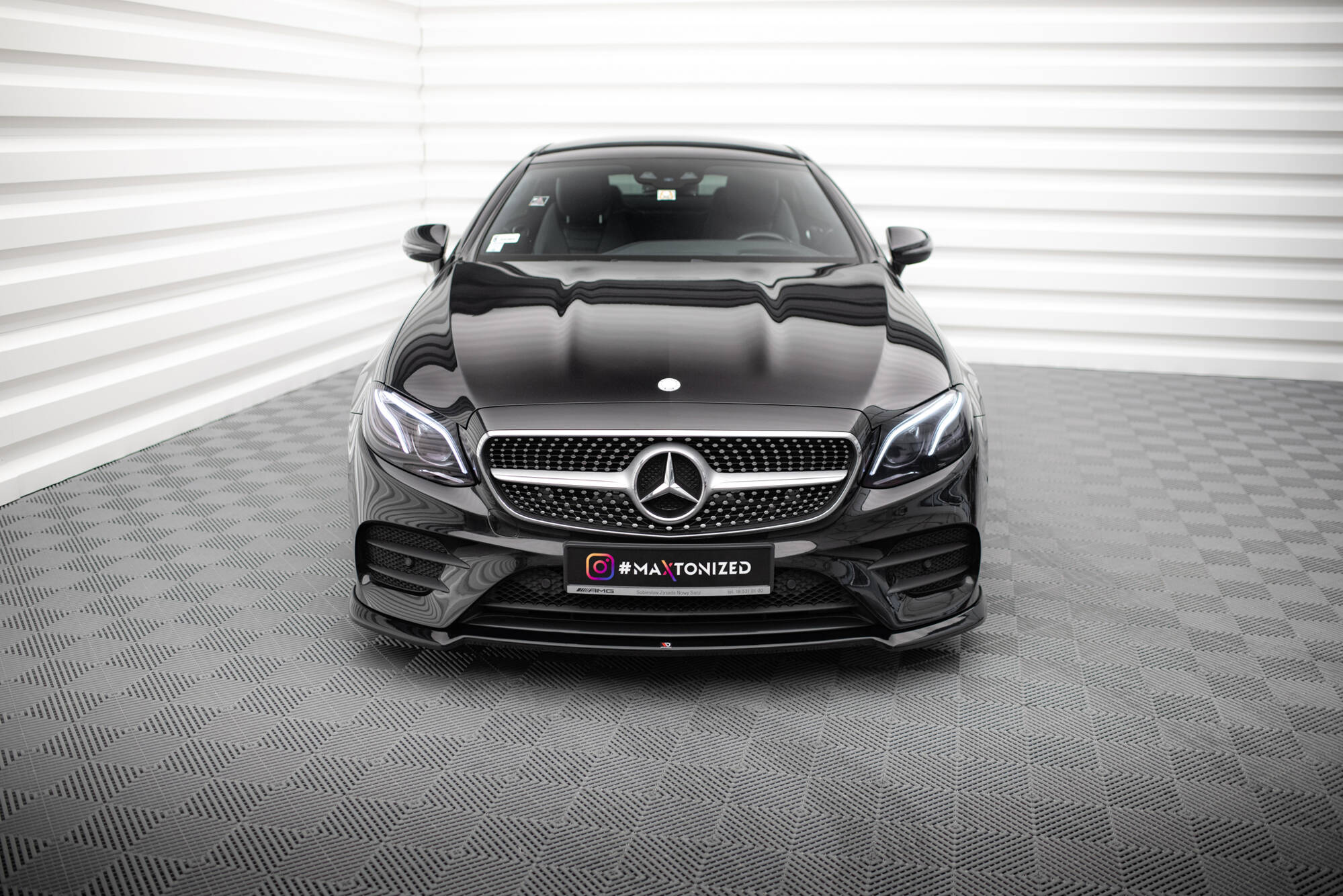 Front Ansatz V.2 für Mercedes-Benz E-Klasse W213 Coupe C238 / Cabriolet A238 AMG-Line / 53 AMG schwarz Hochglanz
