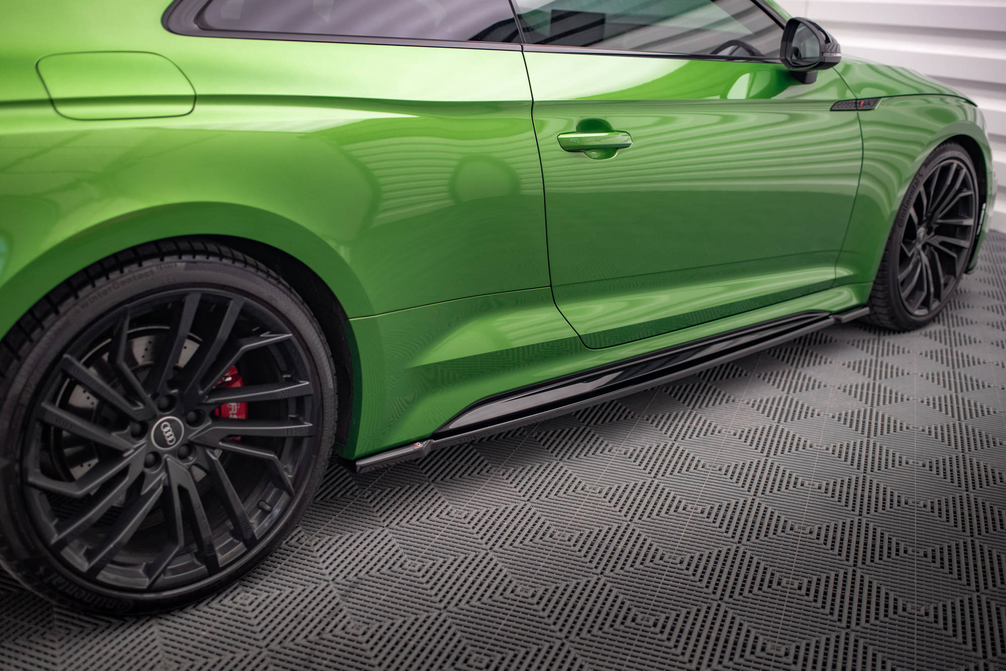 Street+ Seitenschweller Leisten passend für Audi RS5 Coupe F5 FL schwarz Hochglanz