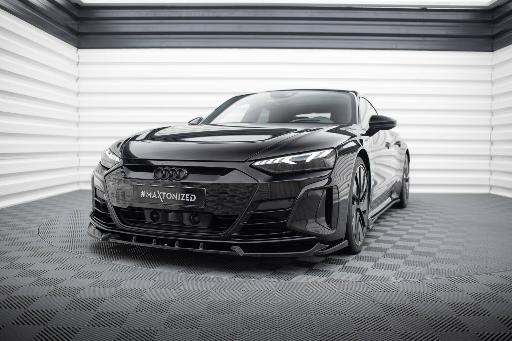 Street+ Spoilerlippe Front Ansatz V.1 passend für Audi e-Tron GT / RS GT Mk1 schwarz Hochglanz